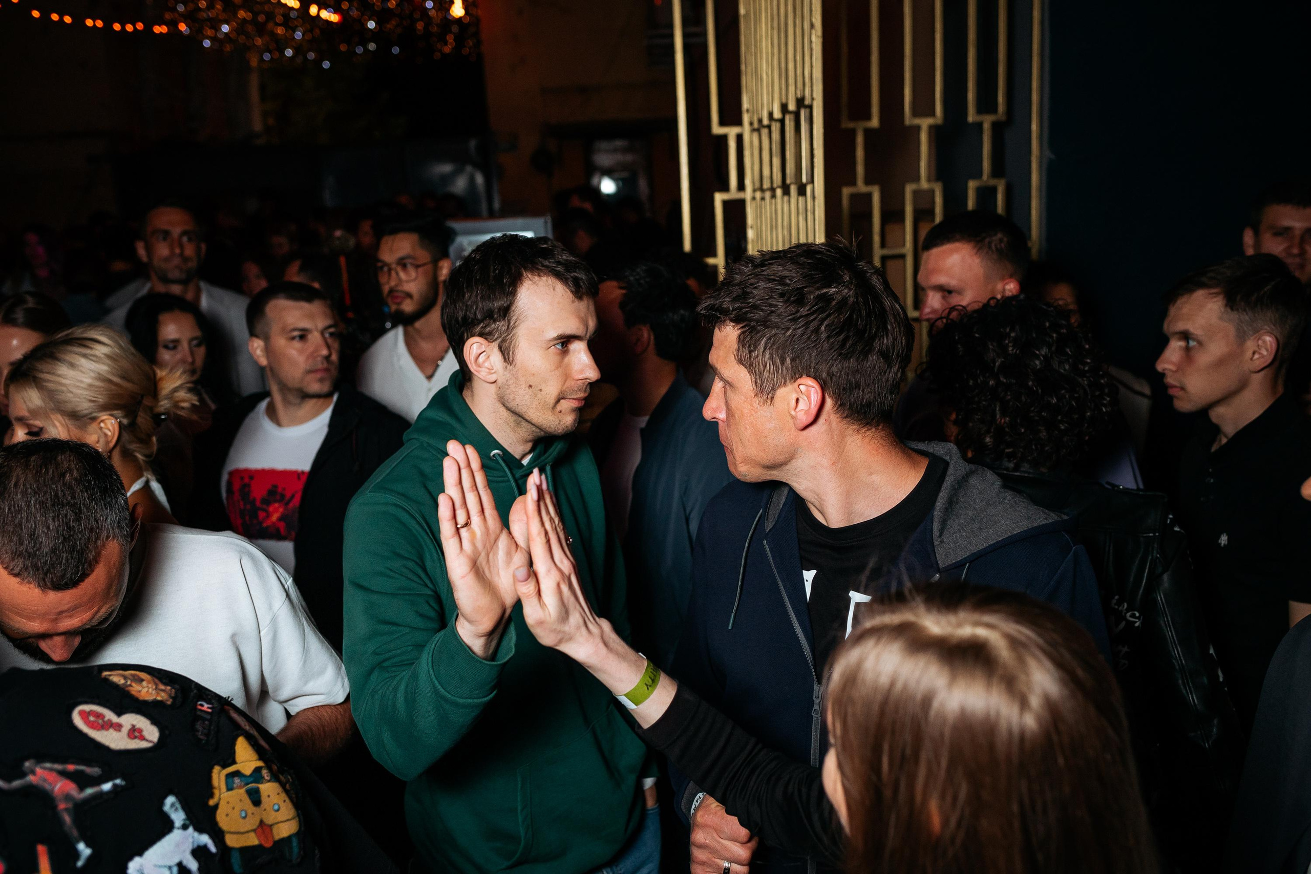 C O M M U N I T Y [ONE YEAR]. СВОИ. ФОТООТЧЕТЫ-СОБЫТИЯ-МЕСТА