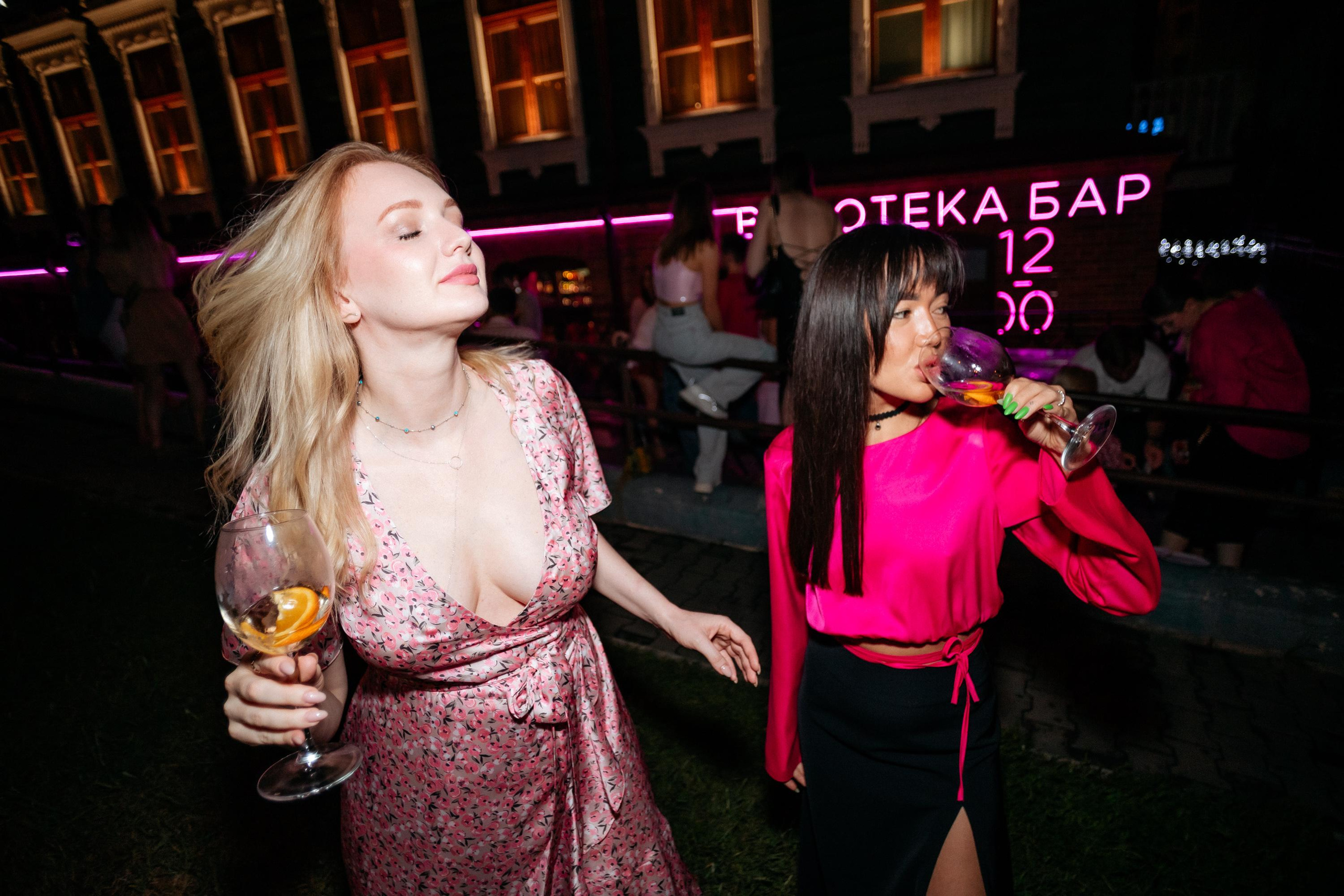 ВИНОТЕКА БАР х МАГАЗ [2 ГОДА]. СВОИ. ФОТООТЧЕТЫ-СОБЫТИЯ-МЕСТА