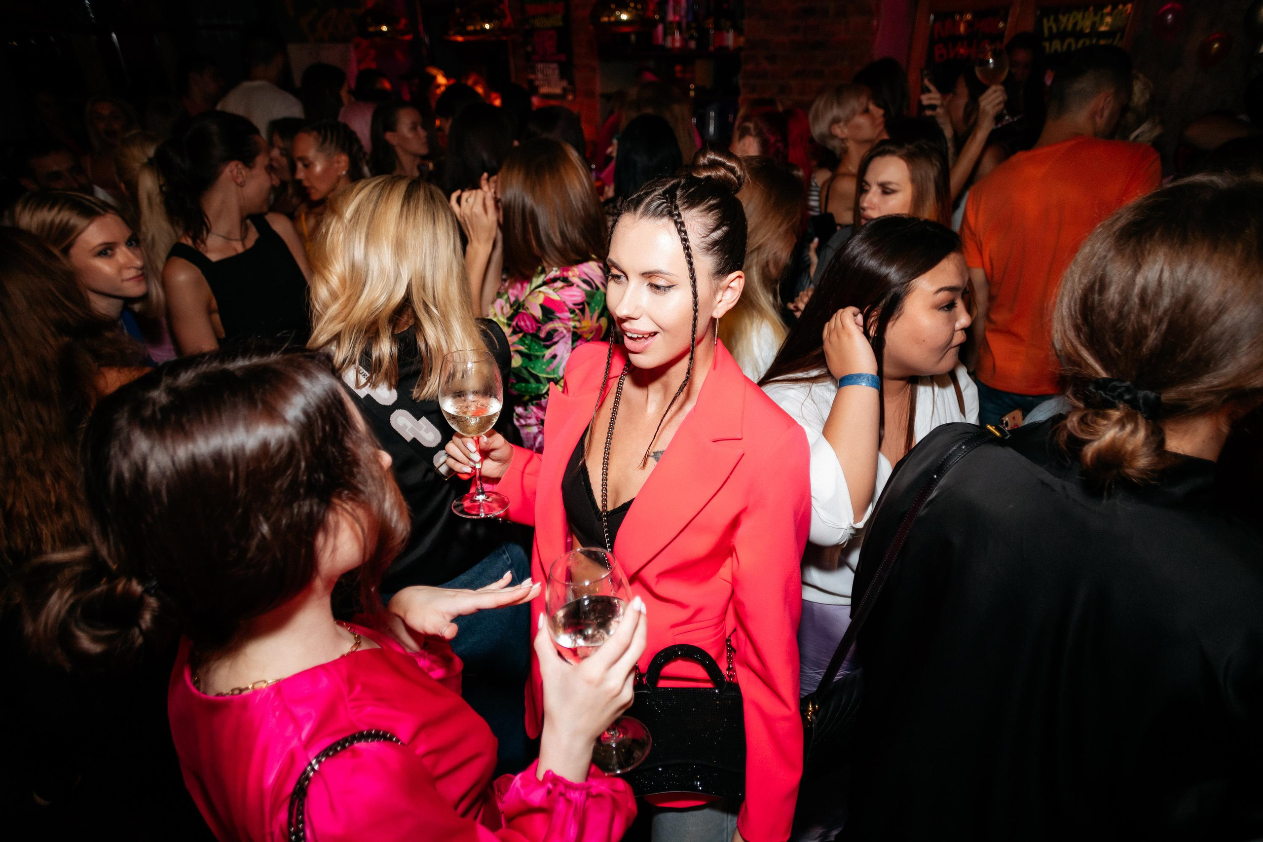 ВИНОТЕКА БАР х МАГАЗ [2 ГОДА]. СВОИ. ФОТООТЧЕТЫ-СОБЫТИЯ-МЕСТА