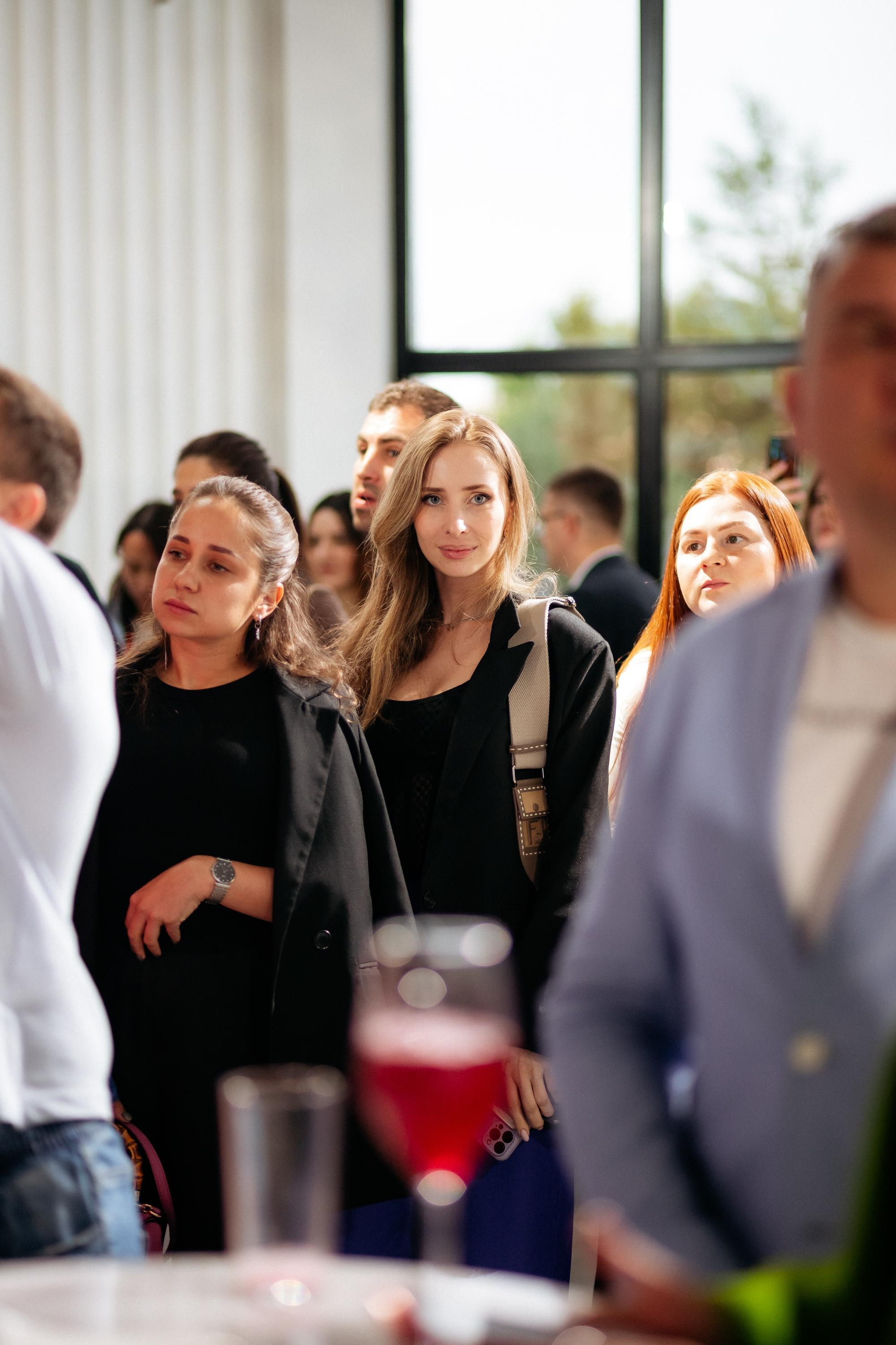 UNIKEI STORIES. СВОИ. ФОТООТЧЕТЫ-СОБЫТИЯ-МЕСТА