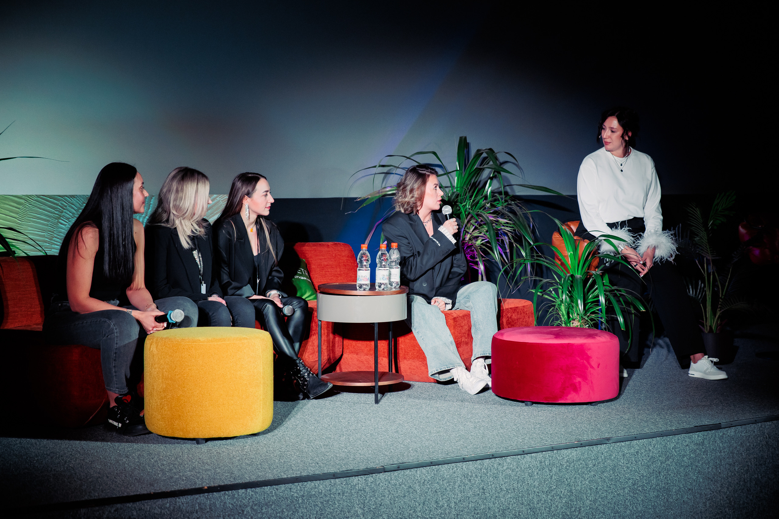 КОНФА. СВОИ. ФОТООТЧЕТЫ-СОБЫТИЯ-МЕСТА