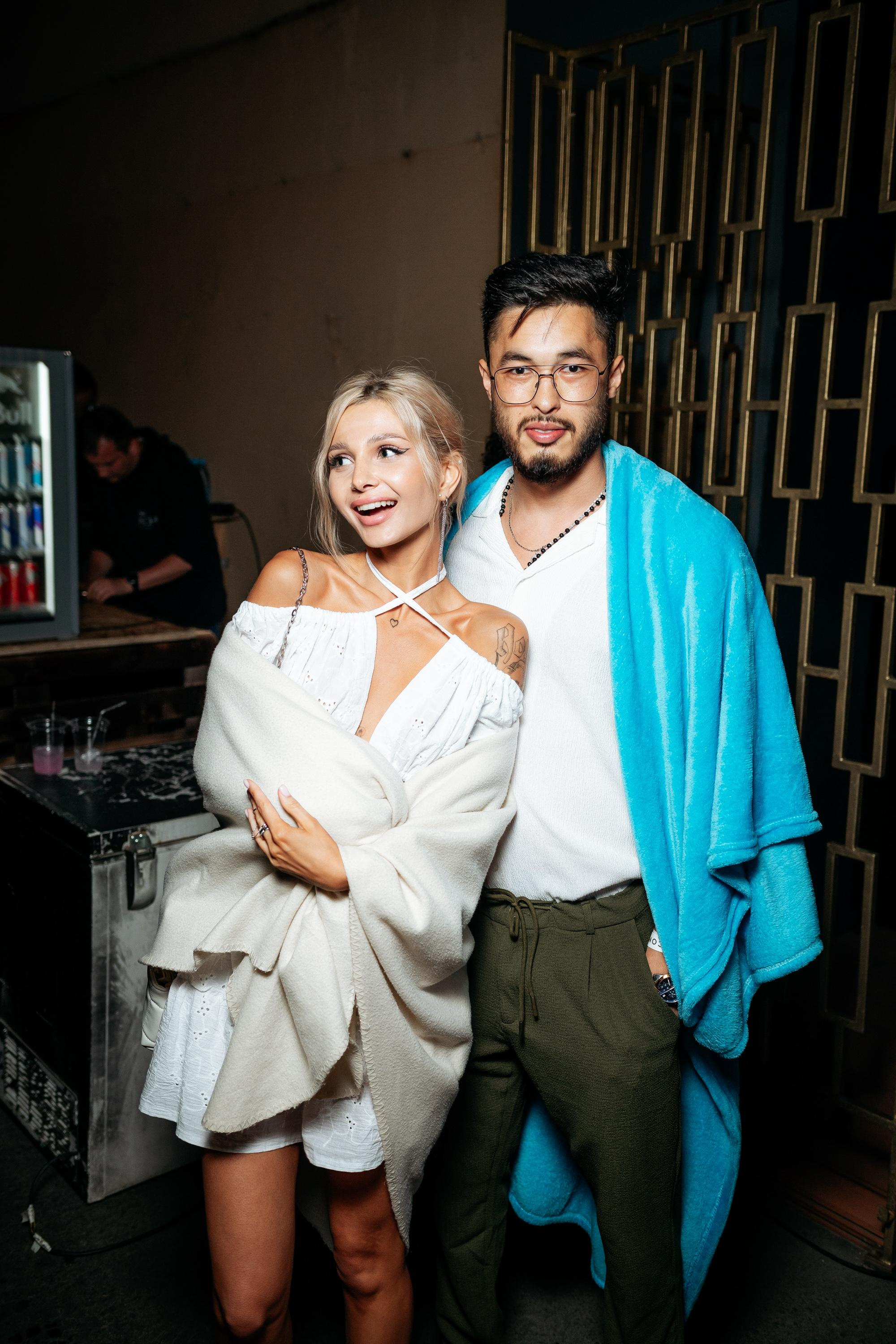 C O M M U N I T Y [ONE YEAR]. СВОИ. ФОТООТЧЕТЫ-СОБЫТИЯ-МЕСТА