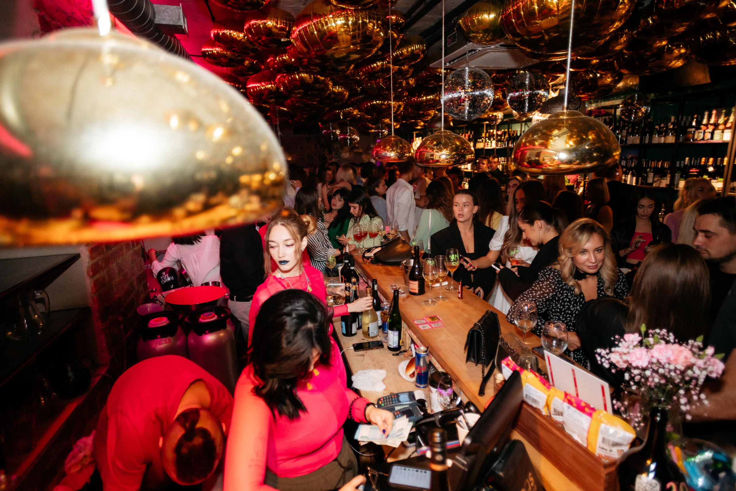 ВИНОТЕКА БАР х МАГАЗ [2 ГОДА]. СВОИ. ФОТООТЧЕТЫ-СОБЫТИЯ-МЕСТА