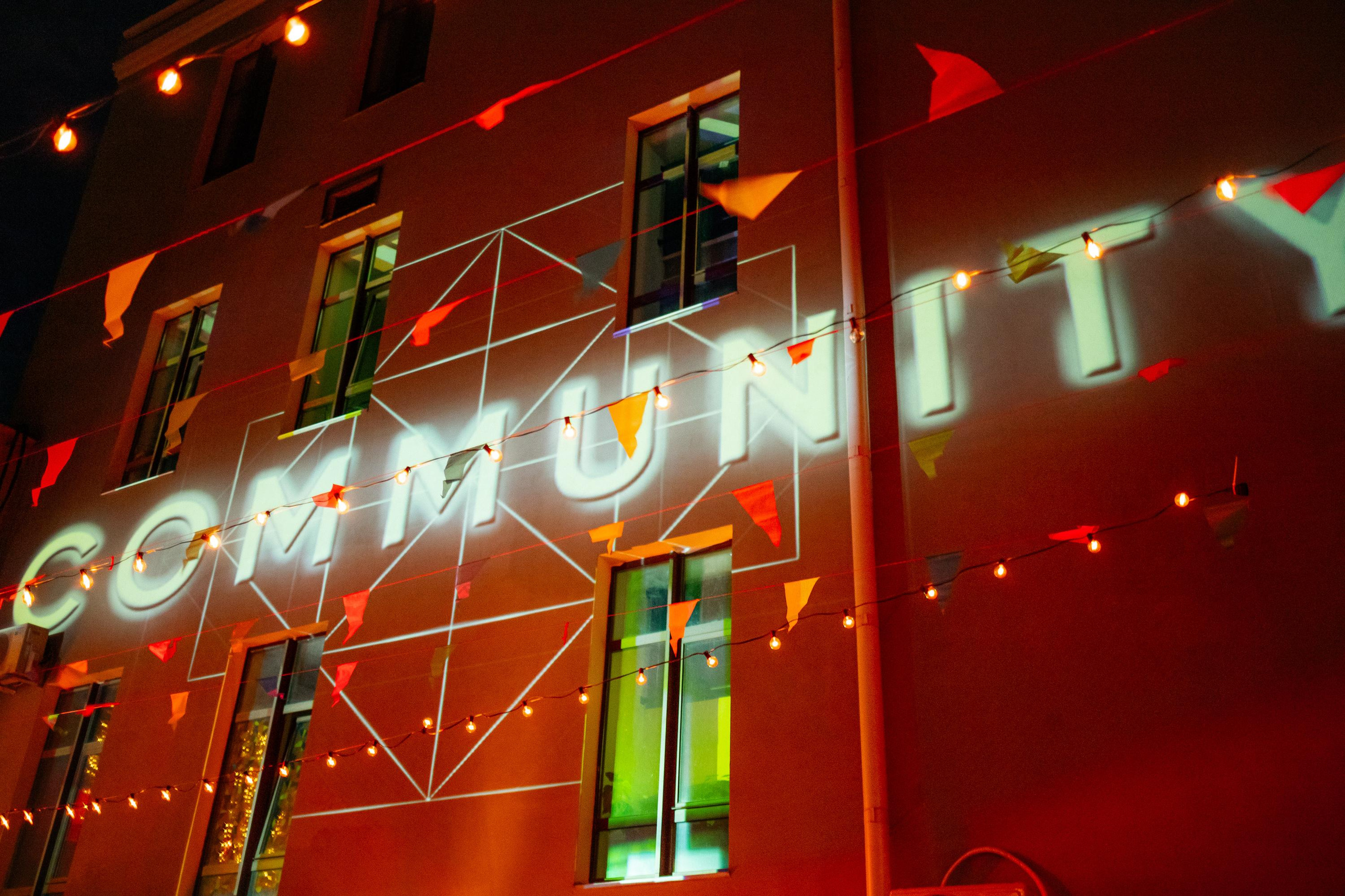 C O M M U N I T Y [ONE YEAR]. СВОИ. ФОТООТЧЕТЫ-СОБЫТИЯ-МЕСТА