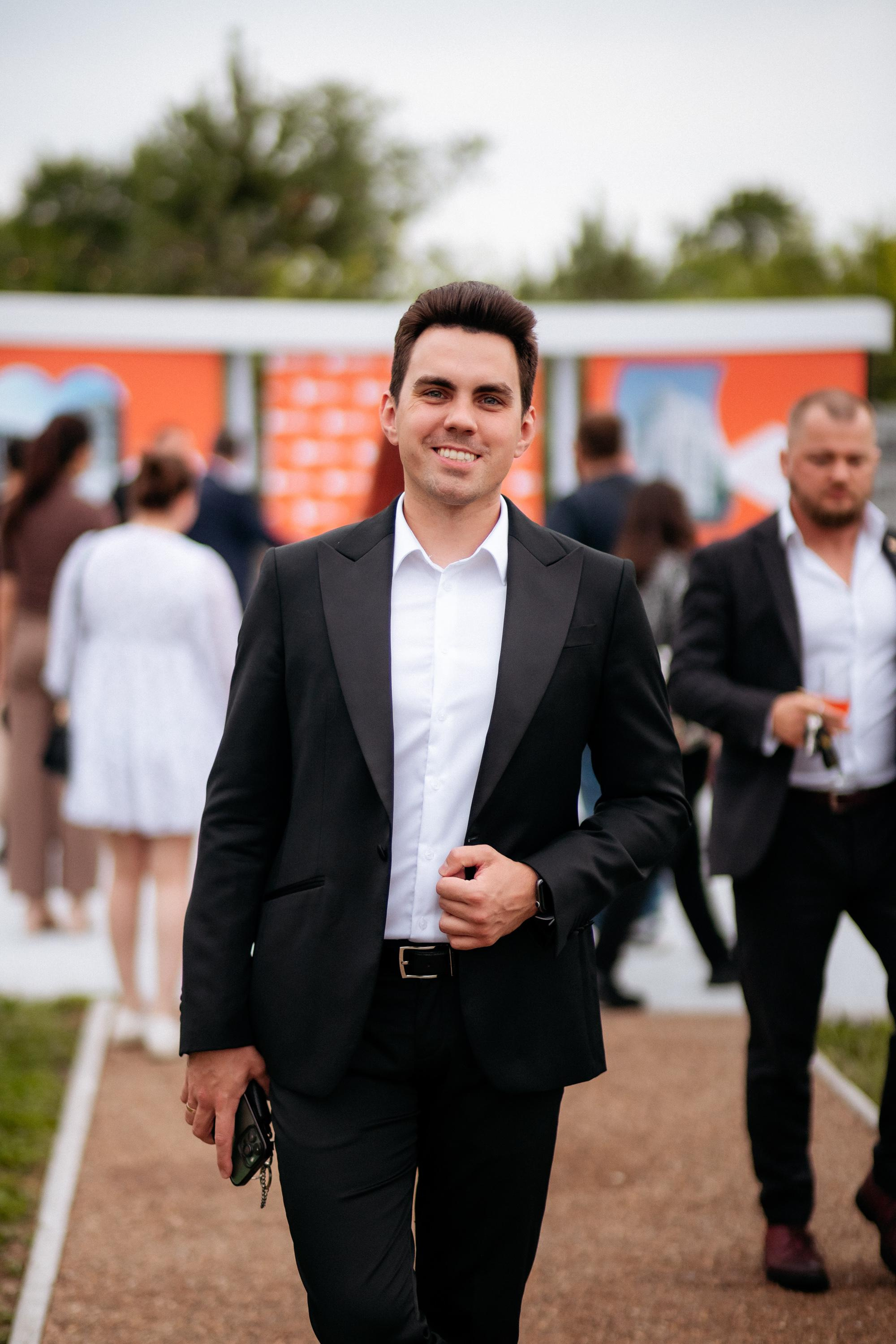 UNIKEI STORIES. СВОИ. ФОТООТЧЕТЫ-СОБЫТИЯ-МЕСТА