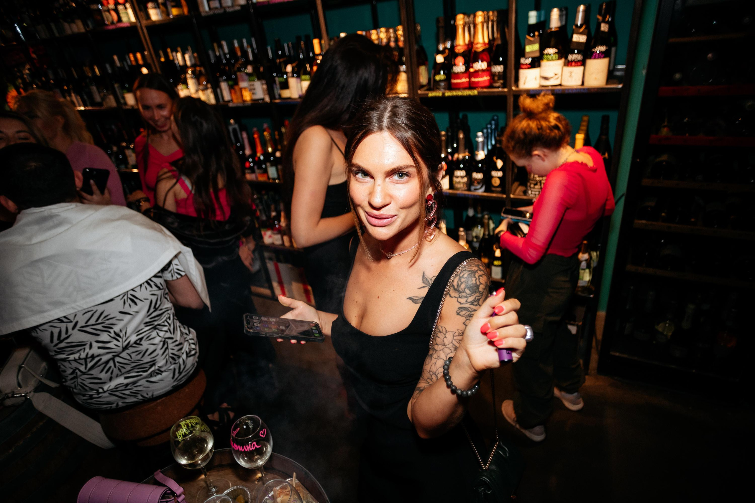 ВИНОТЕКА БАР х МАГАЗ [2 ГОДА]. СВОИ. ФОТООТЧЕТЫ-СОБЫТИЯ-МЕСТА