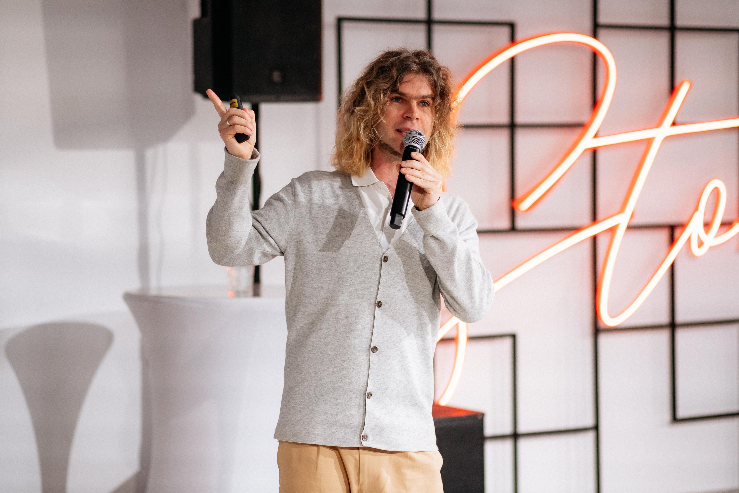 UNIKEI STORIES. СВОИ. ФОТООТЧЕТЫ-СОБЫТИЯ-МЕСТА