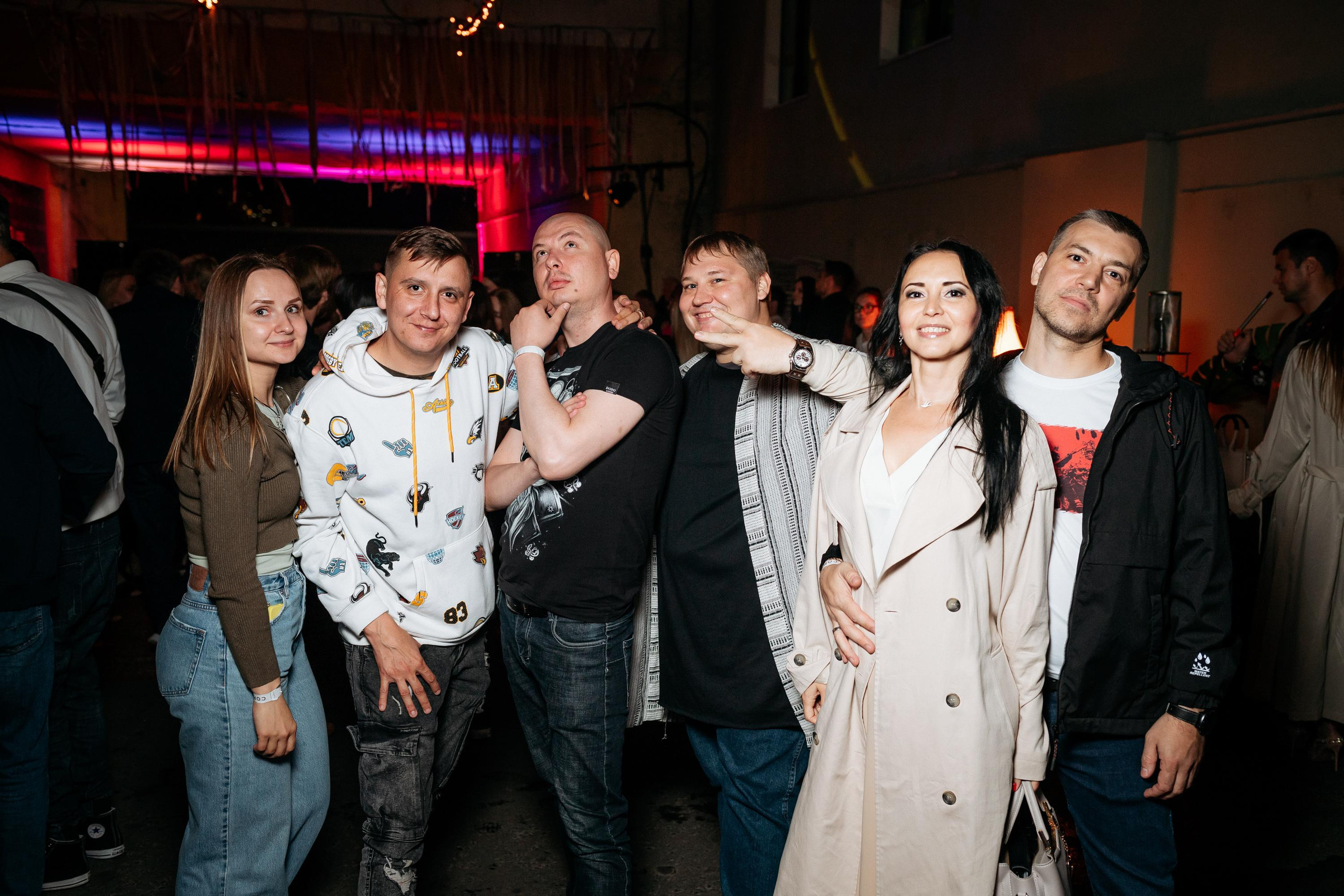 C O M M U N I T Y [ONE YEAR]. СВОИ. ФОТООТЧЕТЫ-СОБЫТИЯ-МЕСТА