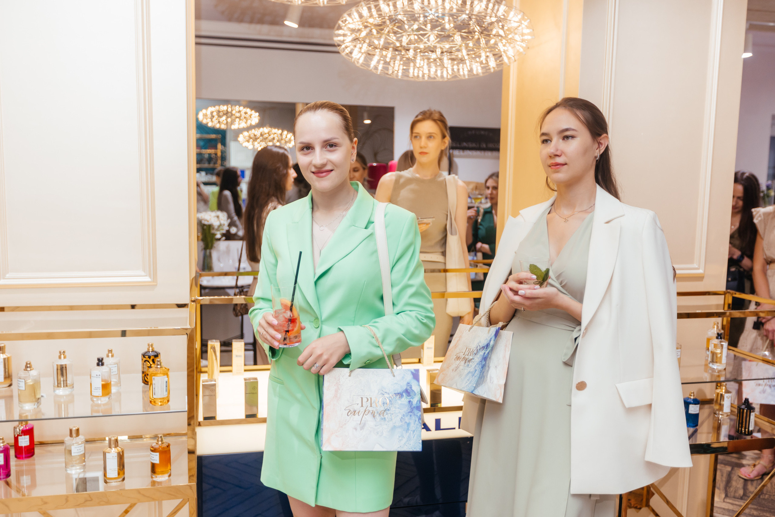 PROBIRKA21 [Romanovamakeup]. СВОИ. ФОТООТЧЕТЫ-СОБЫТИЯ-МЕСТА