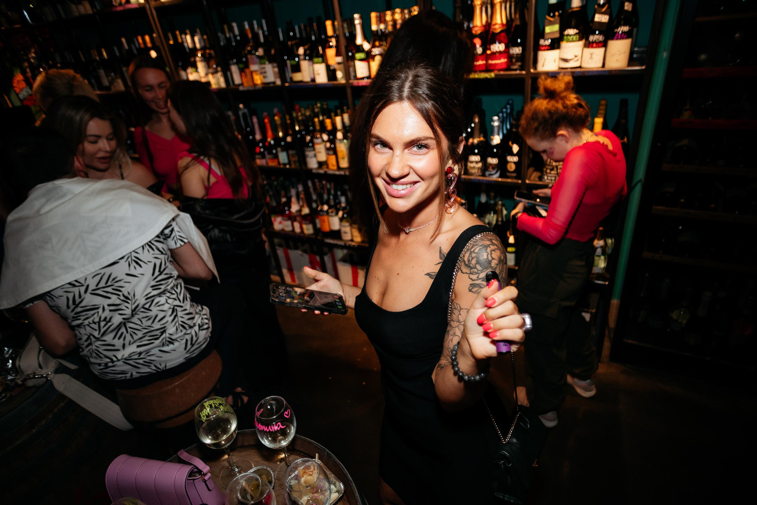 ВИНОТЕКА БАР х МАГАЗ [2 ГОДА]. СВОИ. ФОТООТЧЕТЫ-СОБЫТИЯ-МЕСТА