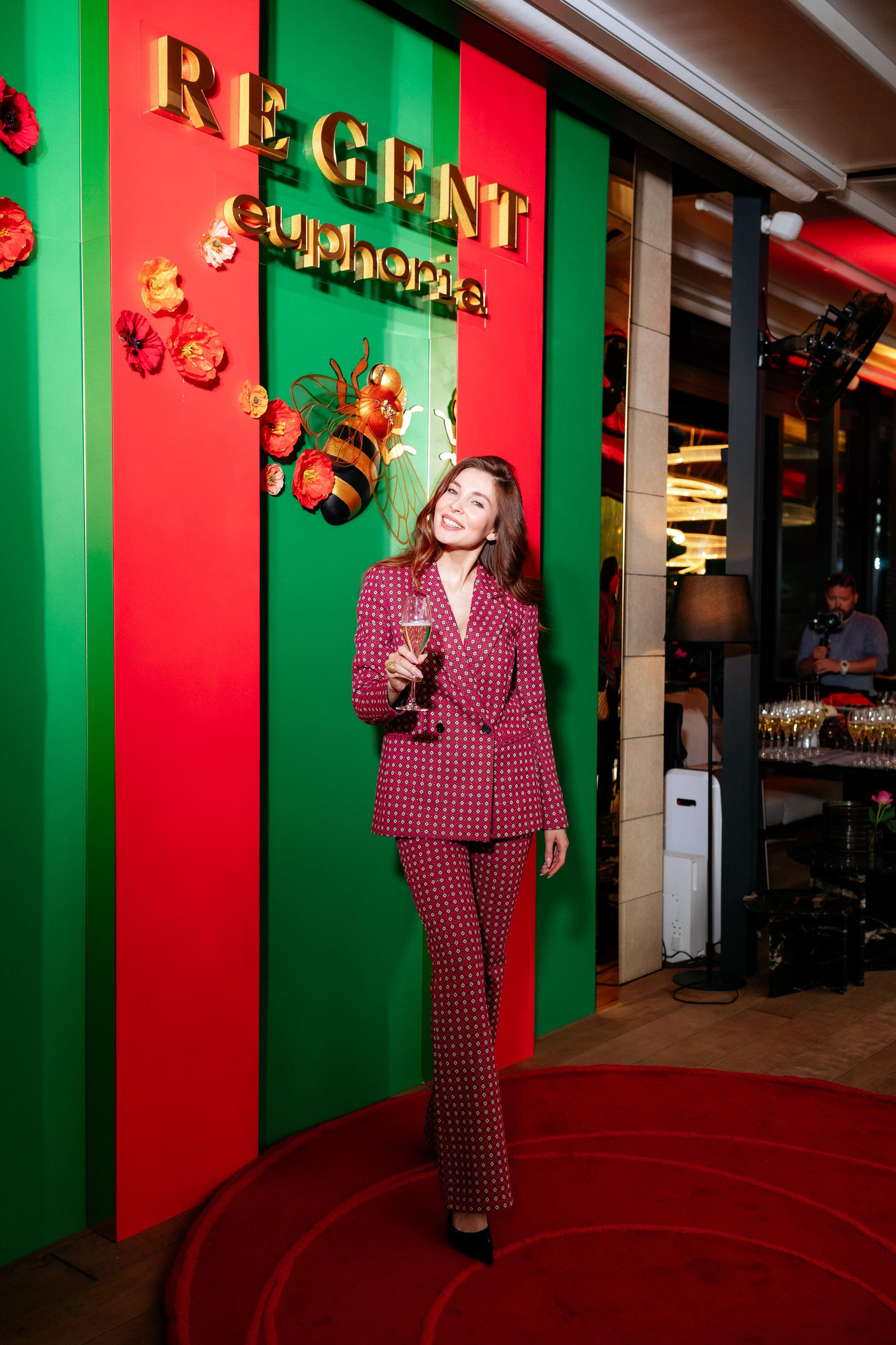 Euphoria [открытие террасы InLove by REGENT]. СВОИ. ФОТООТЧЕТЫ-СОБЫТИЯ-МЕСТА