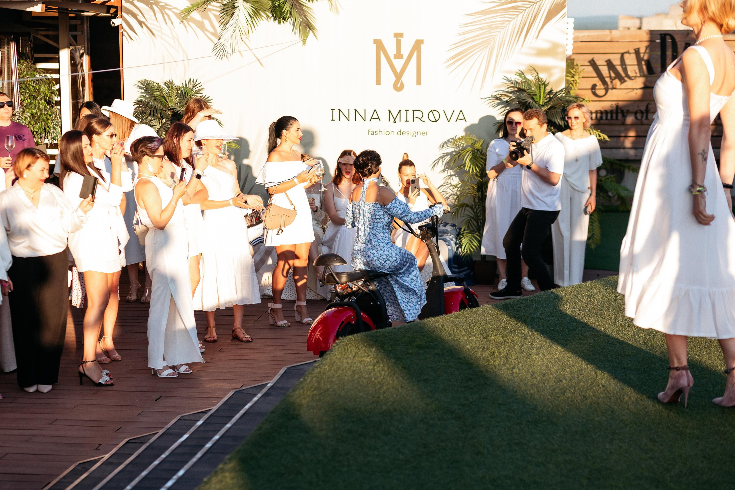 INNA MIROVA. СВОИ. ФОТООТЧЕТЫ-СОБЫТИЯ-МЕСТА