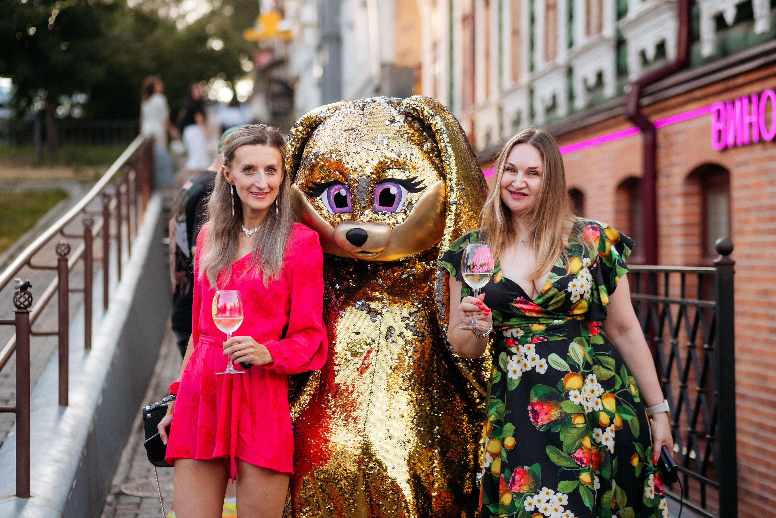 ВИНОТЕКА БАР х МАГАЗ [2 ГОДА]. СВОИ. ФОТООТЧЕТЫ-СОБЫТИЯ-МЕСТА