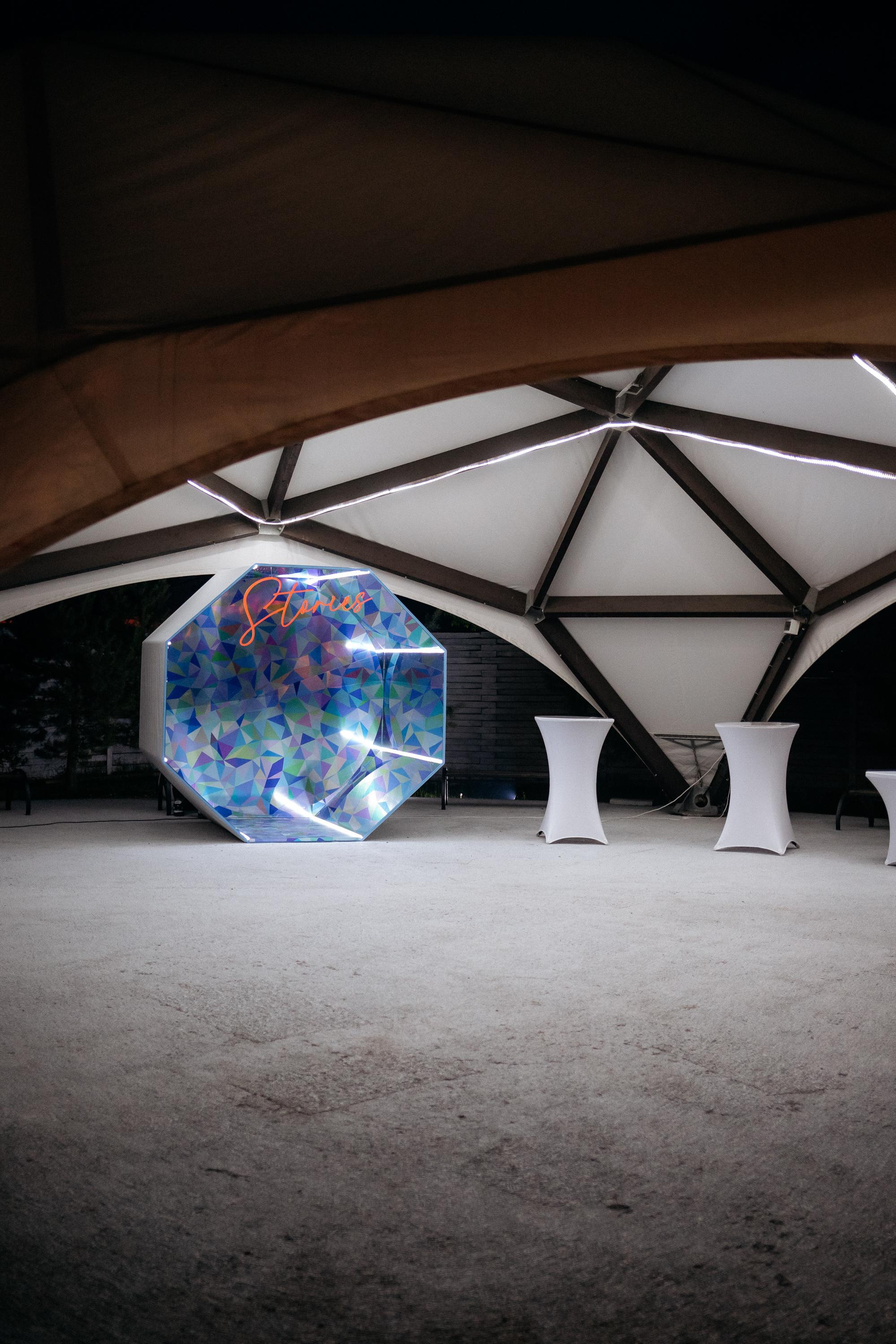 UNIKEI STORIES. СВОИ. ФОТООТЧЕТЫ-СОБЫТИЯ-МЕСТА