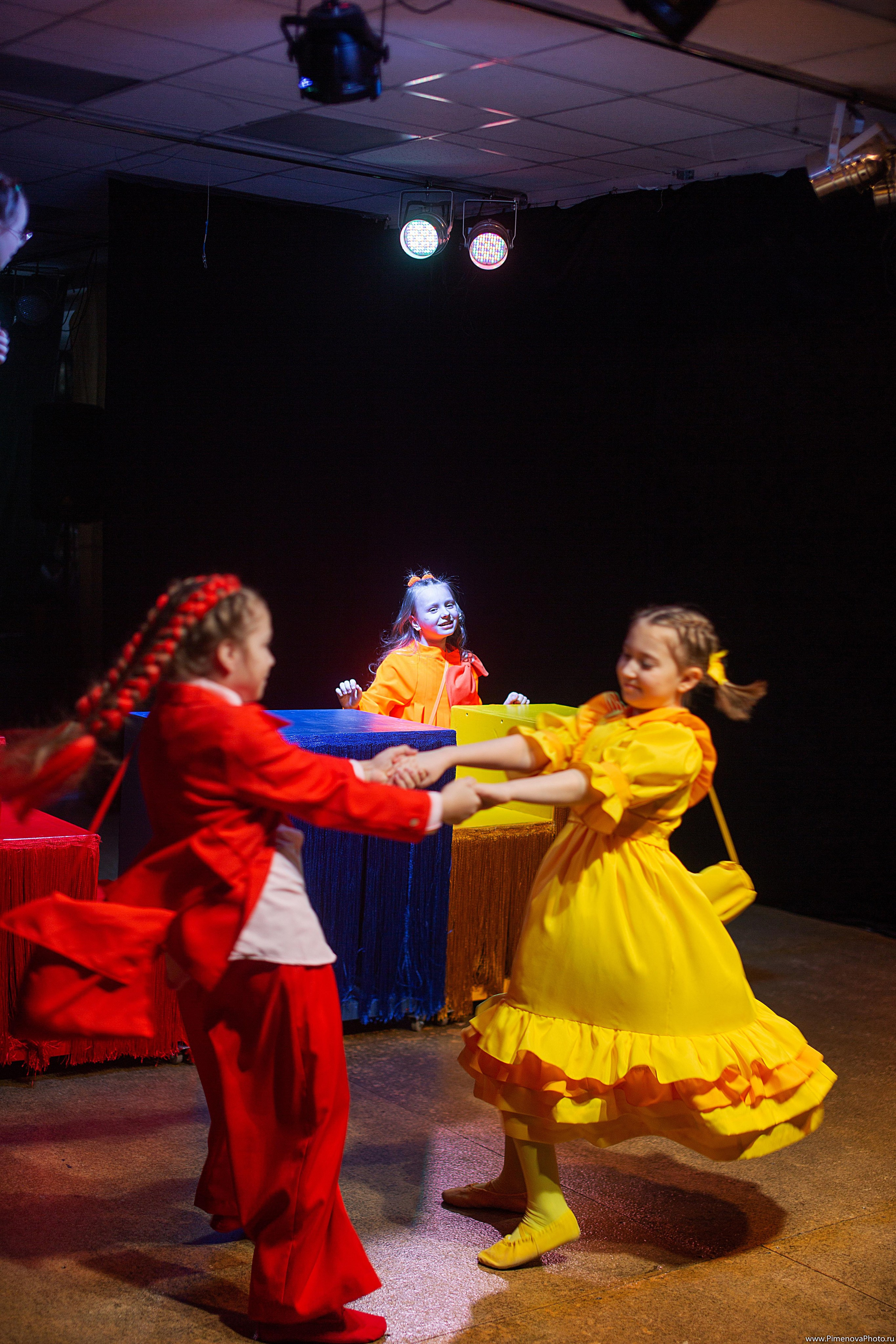 Карандаши «Театрум» ДТЦ, февраль. Семейный и детский фотограф в Петрозаводске