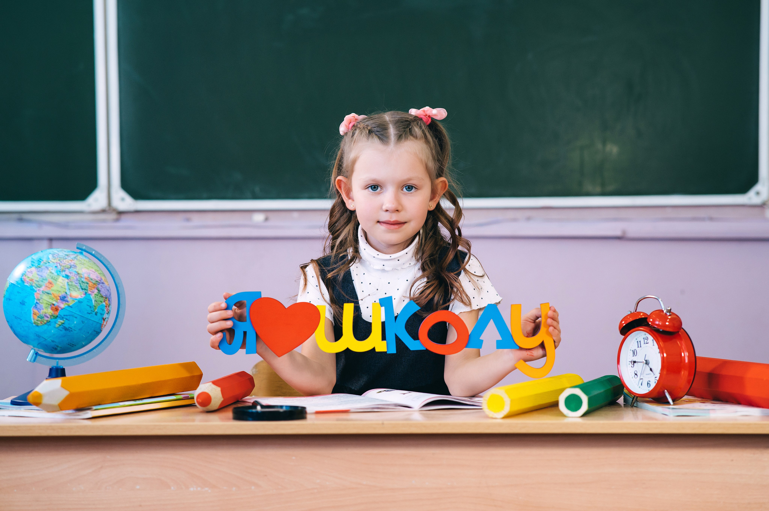 Проект «Фотодень в школе». Выпускные фотоальбомы. Фотограф в детских садах и школах г. Кургана