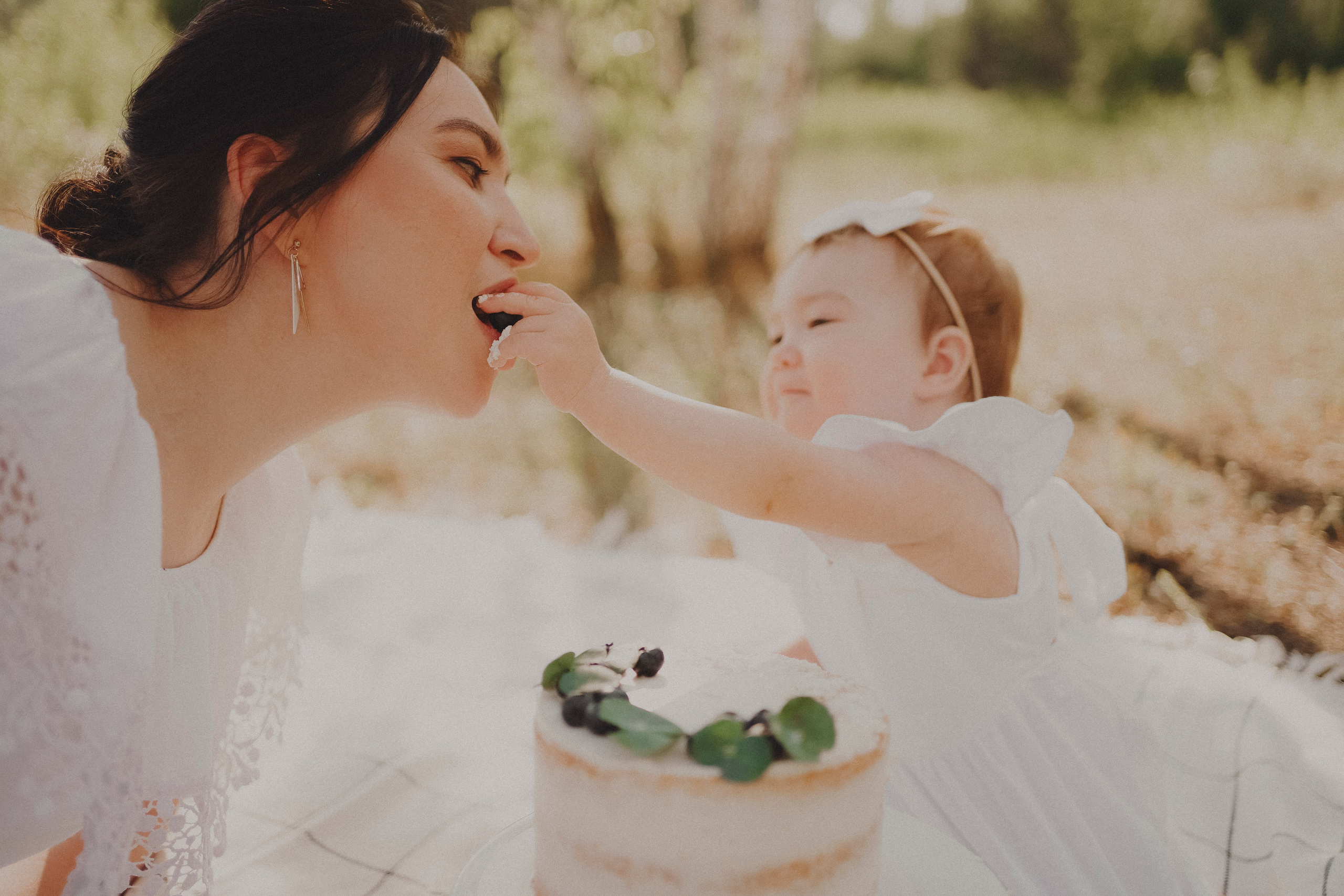 Семейная фотосессия по случаю годика маленькой Зайнаб. Фотограф Анна Кузнецова | Казань | Красная Поляна, Сириус, Сочи