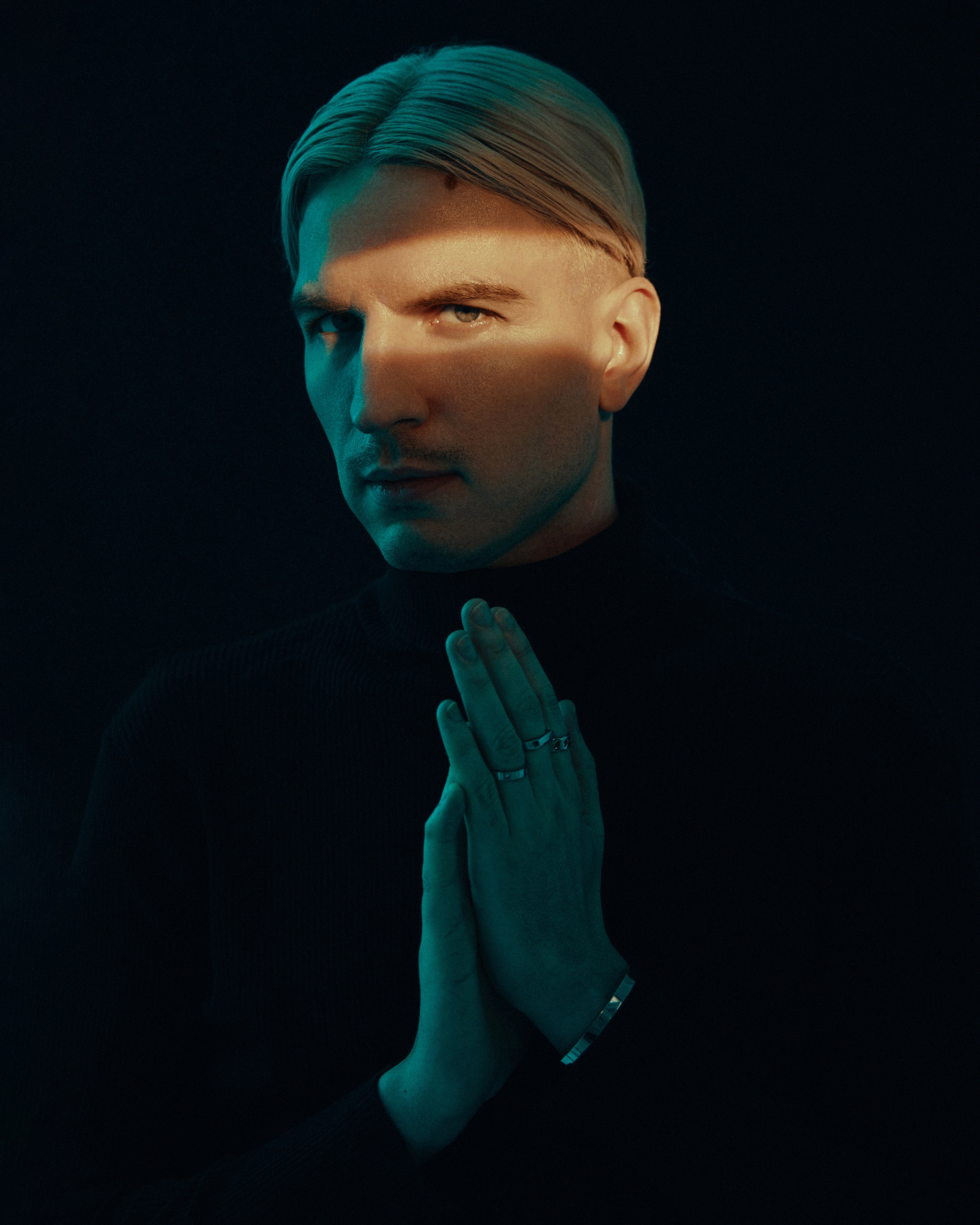 TONY. Рекламный, Fashion и имиджевый фотограф Михаил Чащин