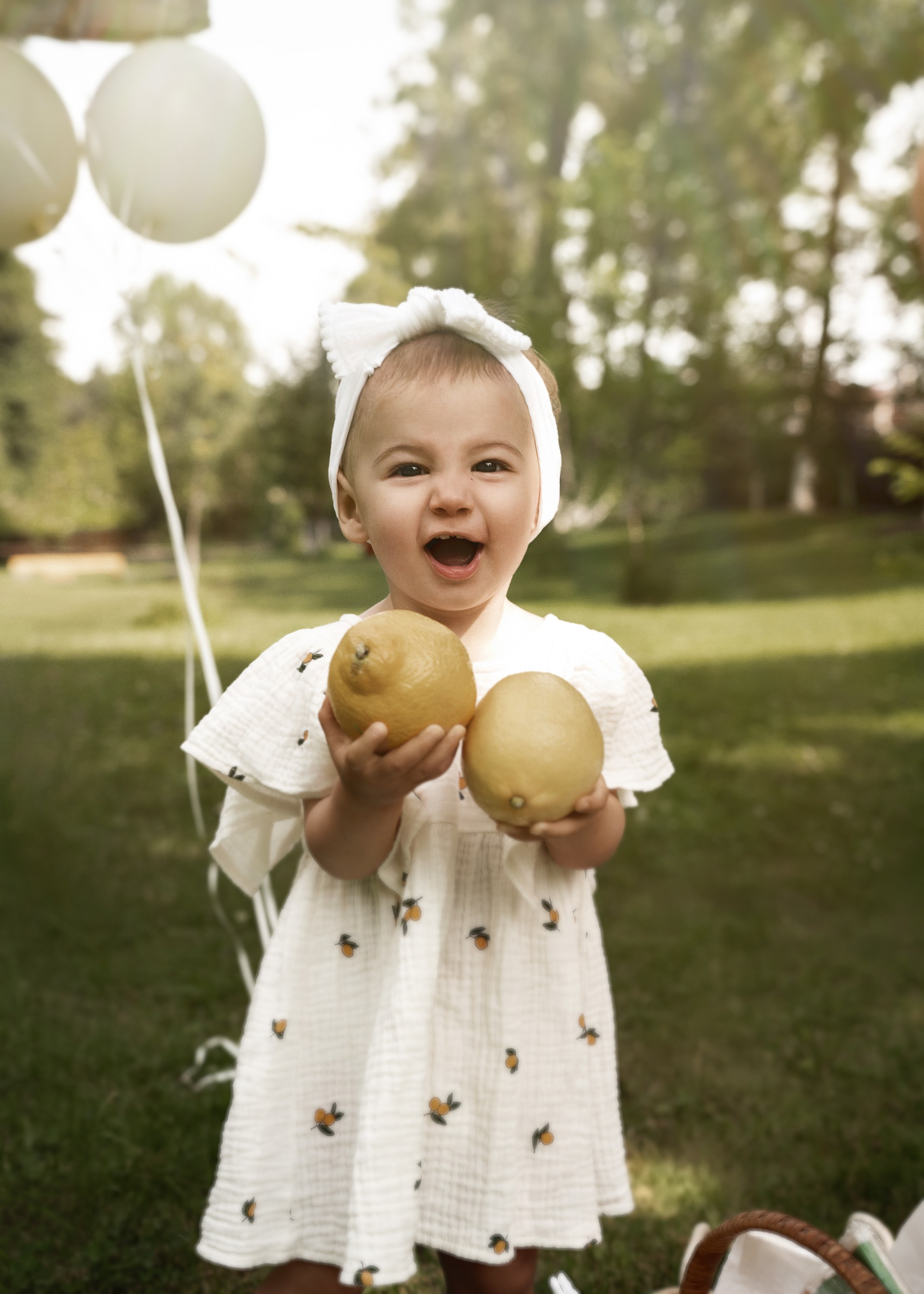 АЛИСА 1 ГОДИК. Женский портрет