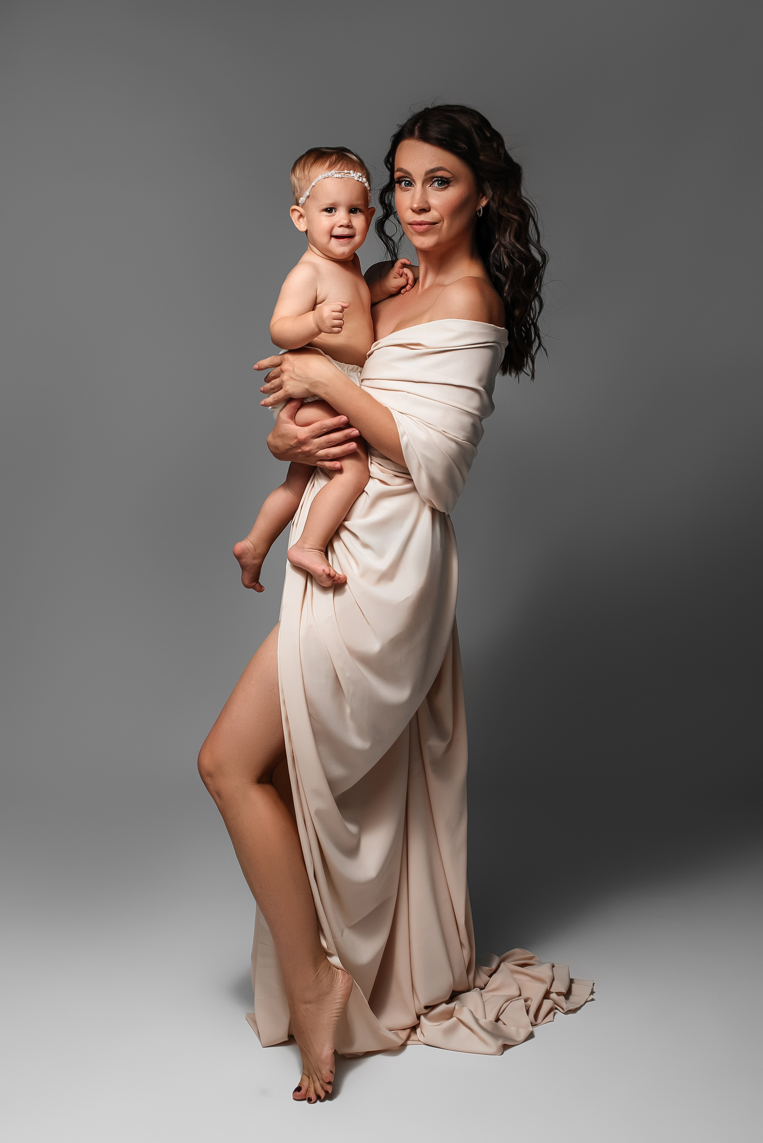 Алеса и Ника. Фотограф беременности и новорожденных в Рязани