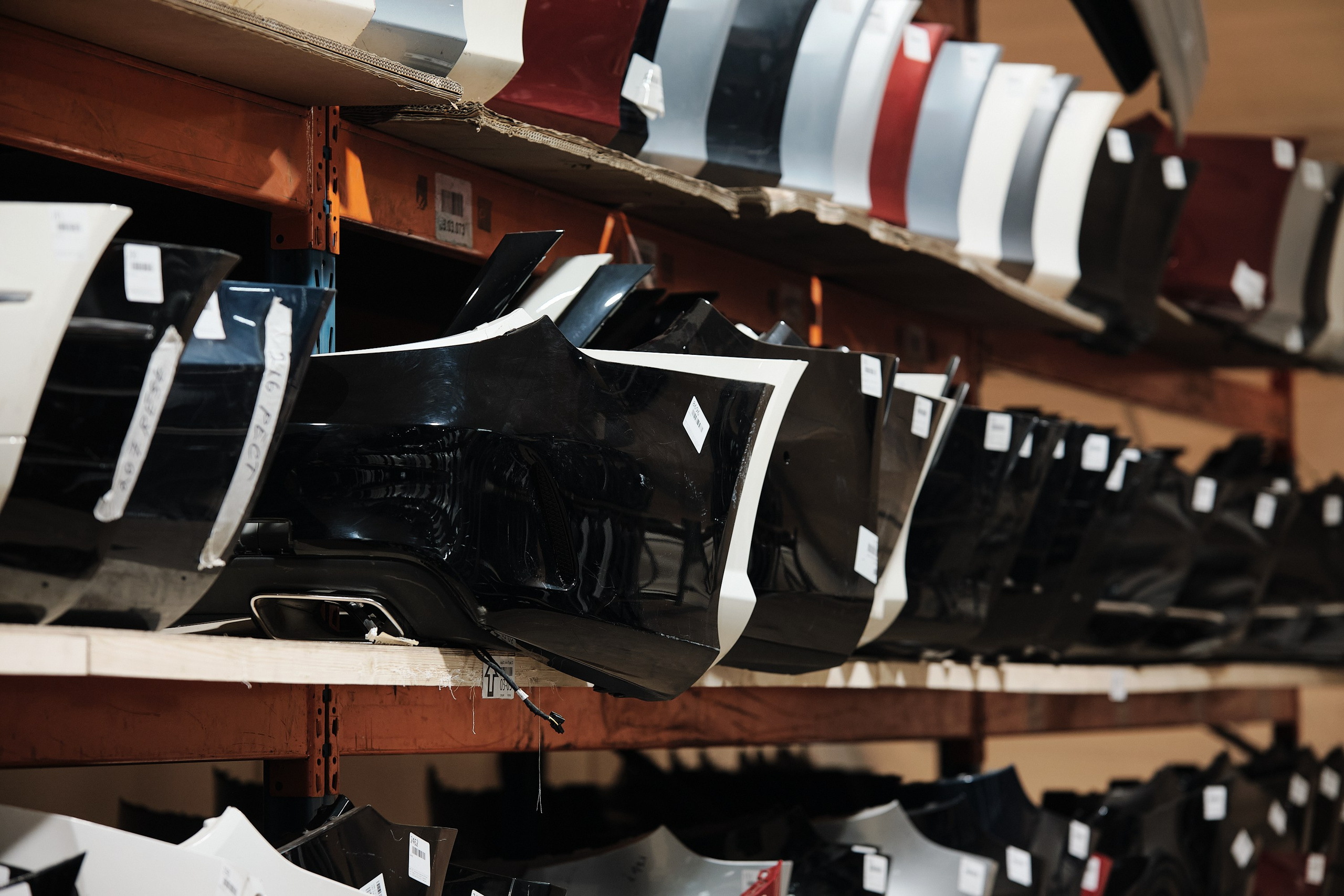 «Крыло переднее левое Mercedes-Benz W213 оригинальная кузовная деталь»«Правая дверь Mercedes-Benz E-Class W213 с заводской окраской»«Капот Mercedes-Benz S-Class W222 оригинальный, новый»«Бампер передний Mercedes-Benz GLC X253 с креплениями»«Задняя панель кузова Mercedes-Benz C-Class W205 для замены»«Усилитель порога Mercedes-Benz V-Class W447 левая сторона»«Арка колеса задняя правая Mercedes-Benz GLS X167 оригинал»«Поддомкратник Mercedes-Benz A-Class W177 с усилителем»«Крыло заднее левое Mercedes-Benz GLE W167 с лаковым покрытием»«Капот Mercedes-Maybach S-Class W223 оригинальная запчасть»«Передний бампер Mercedes-Maybach GLS X167 с датчиками парковки»