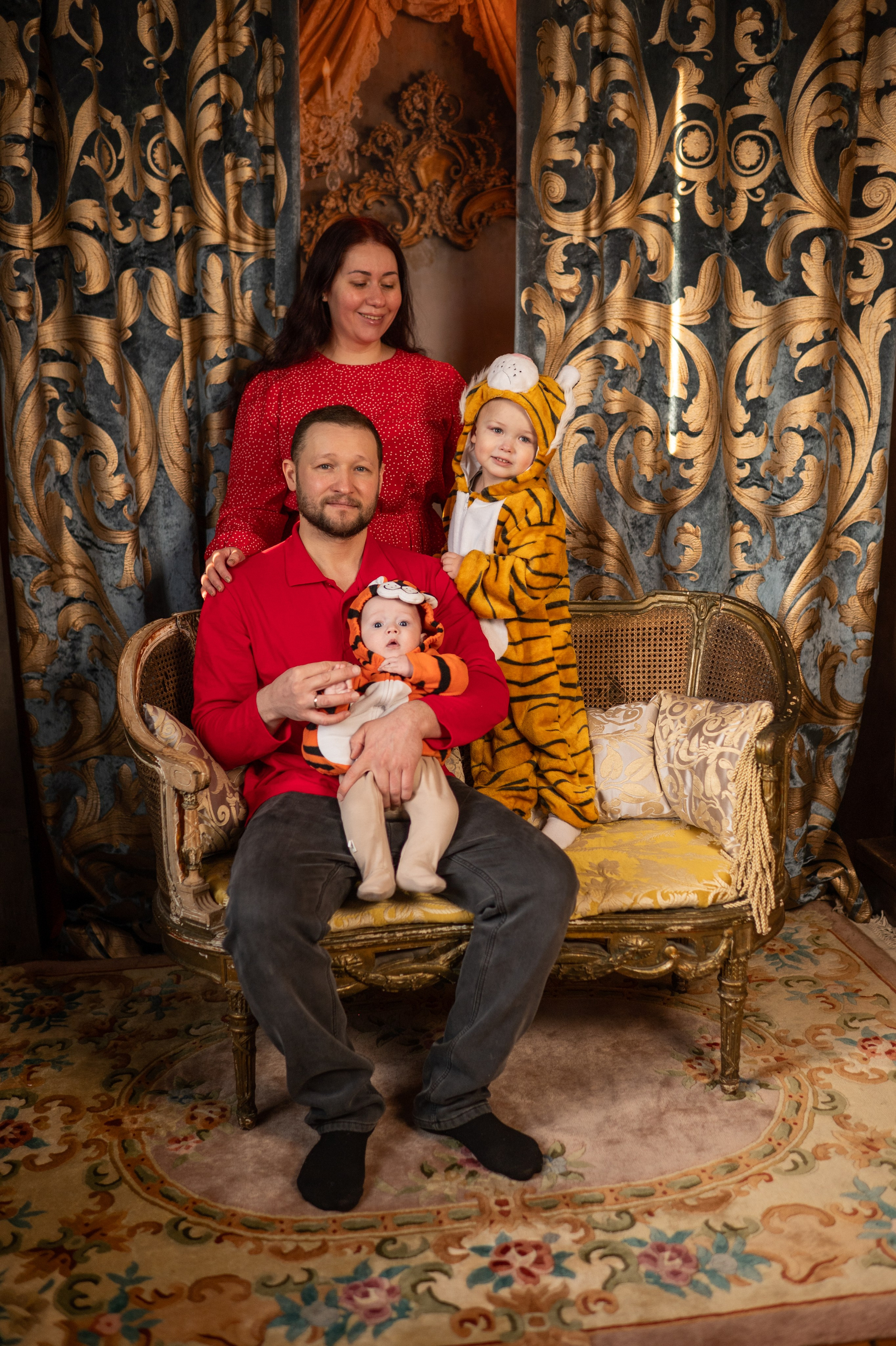 СТУДИЯ АДМИРАЛТЕЙШЕН. Семейный фотограф Екатеринбург Лора Мур