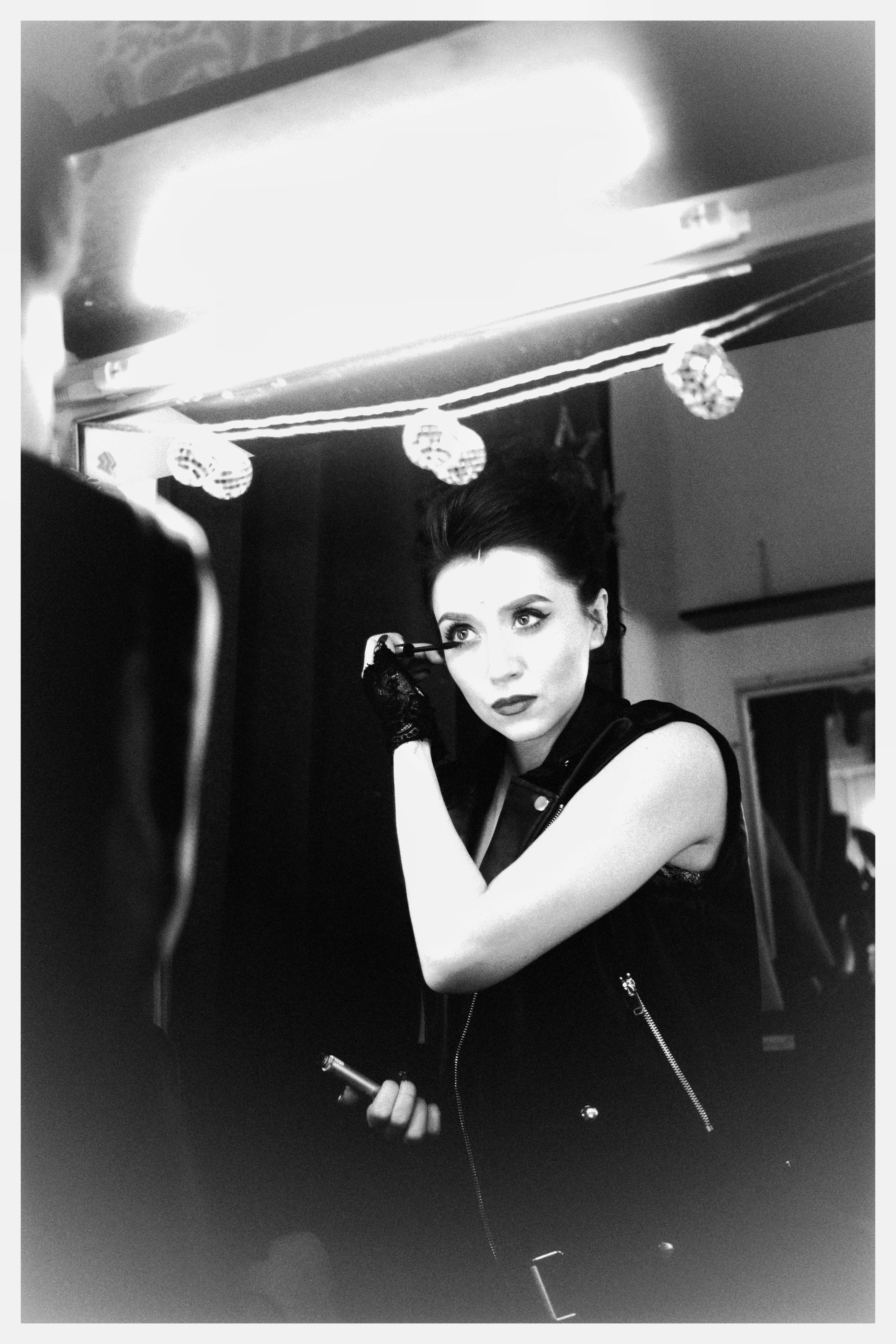 Theatre backstages. Portrait and backstage photographer Nina Crane