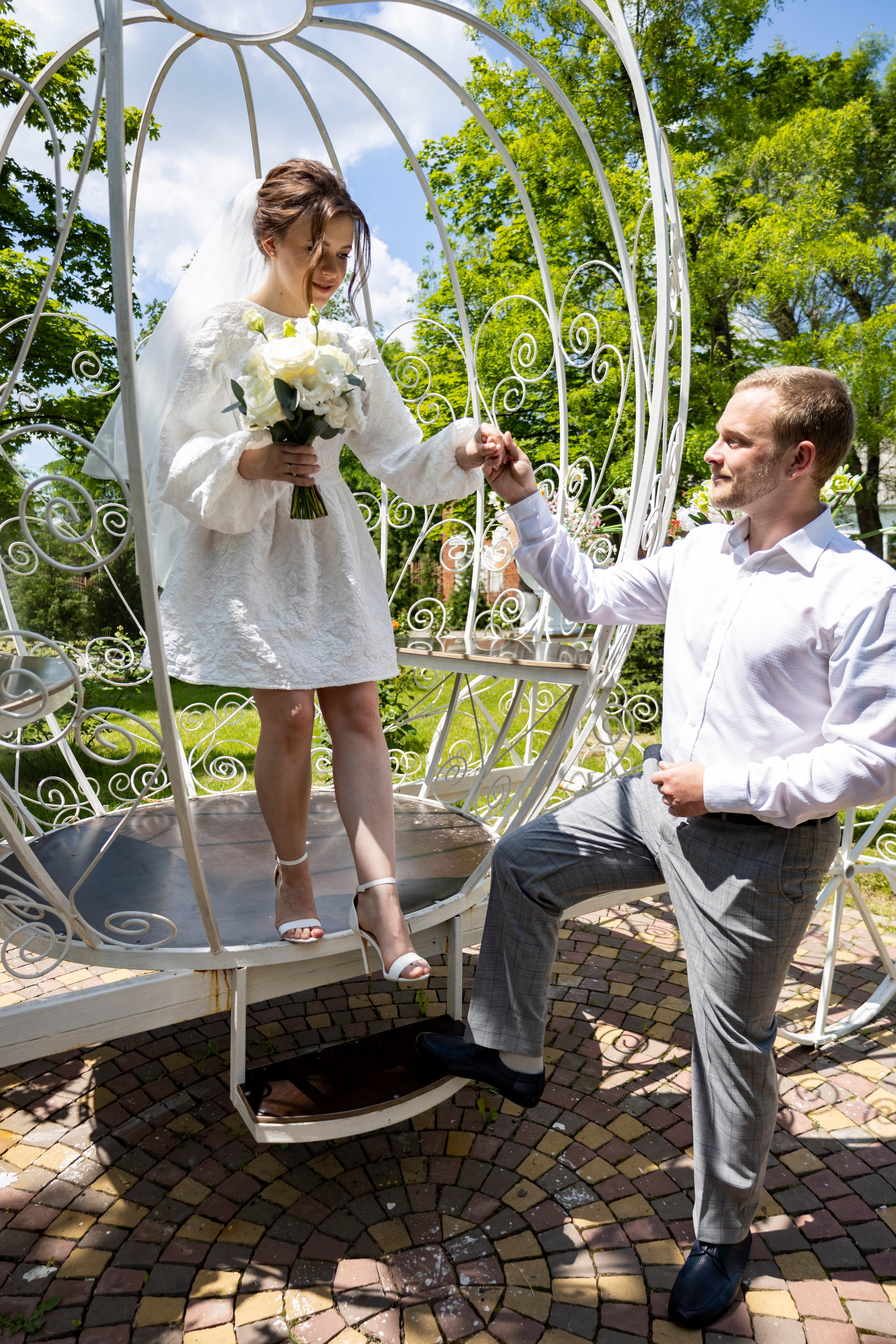 Елизавета и Павел. Свадебные «живые» фото с прогулки. г. Новошахтинск. Свадебный фотограф ростовская область