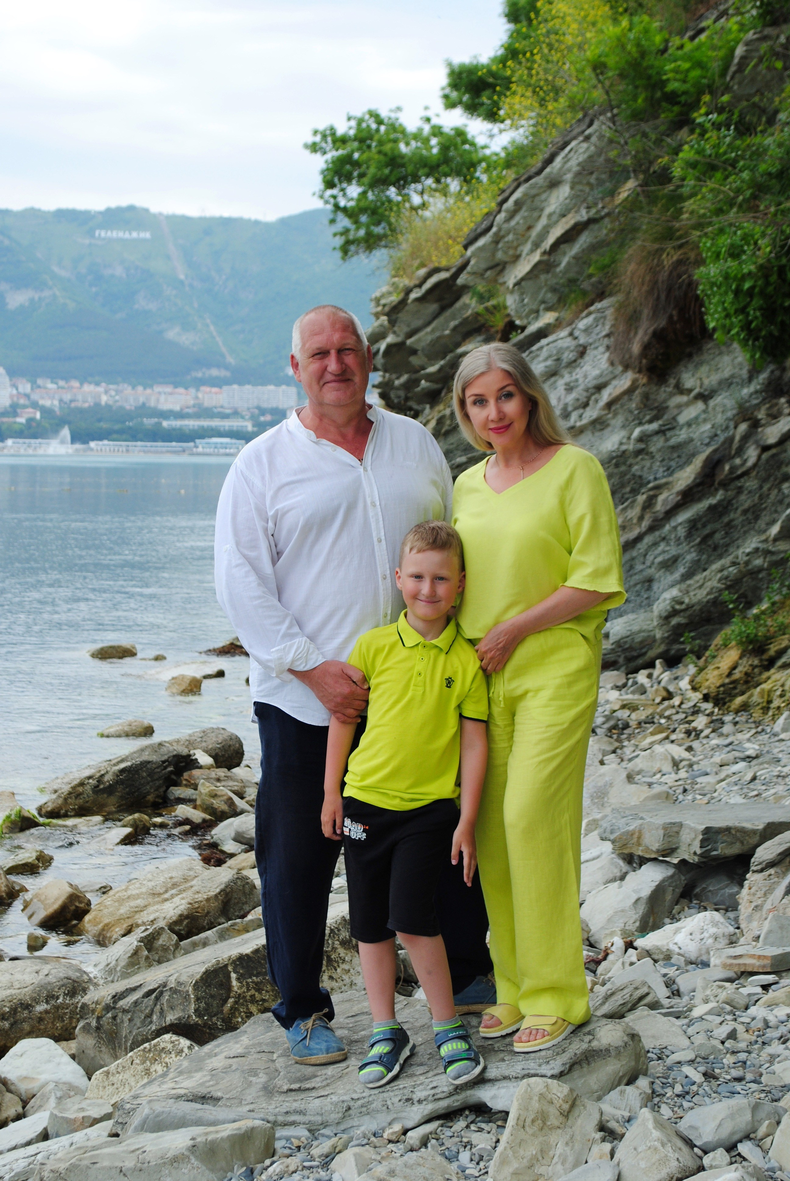 Оксана и семья. Фотограф Мария Мусаелян