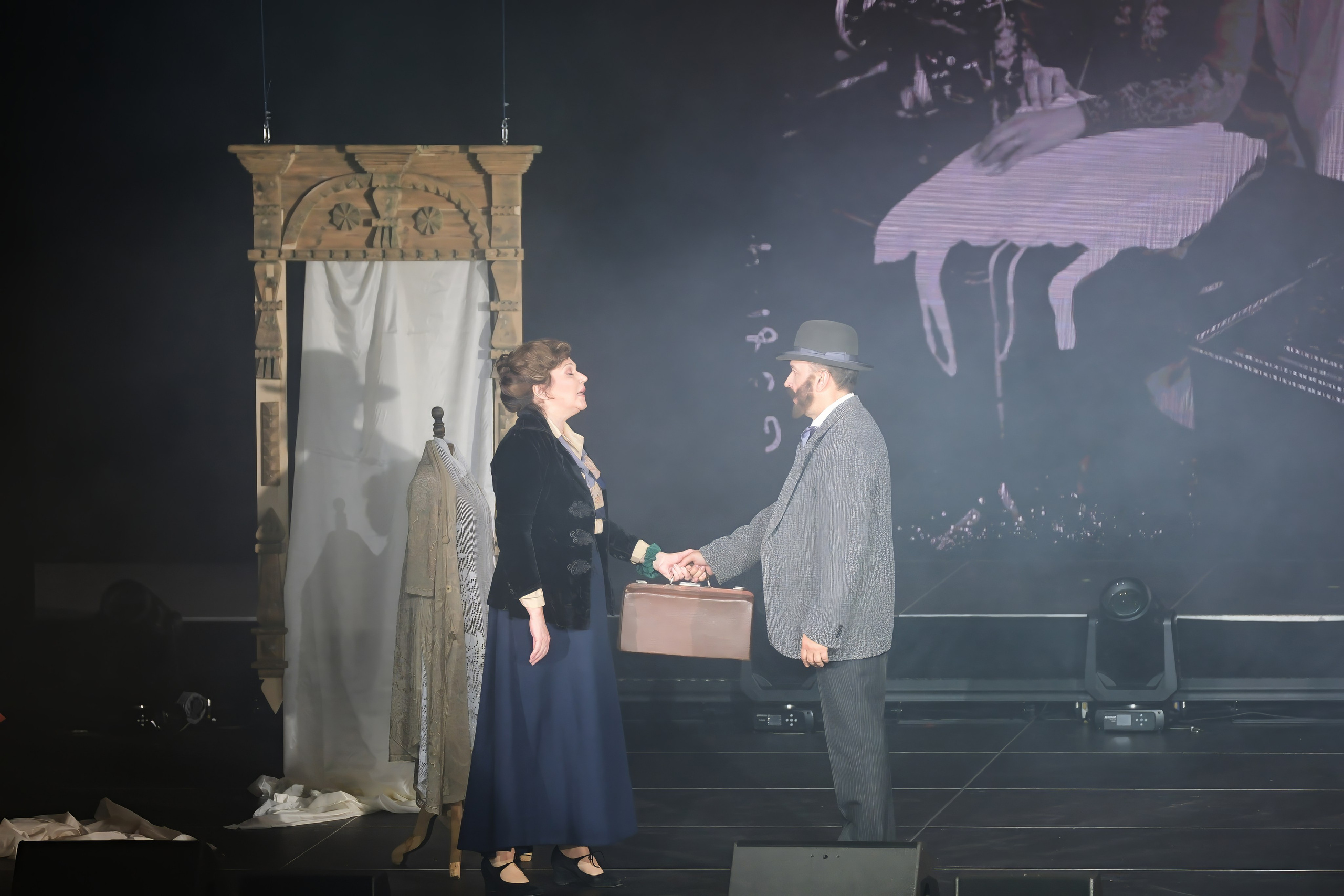 Подиумный спектакль «Стиль Надежды». Добро пожаловать в студию «Цифровой скульптор»  где искусство встречается с технологиями!