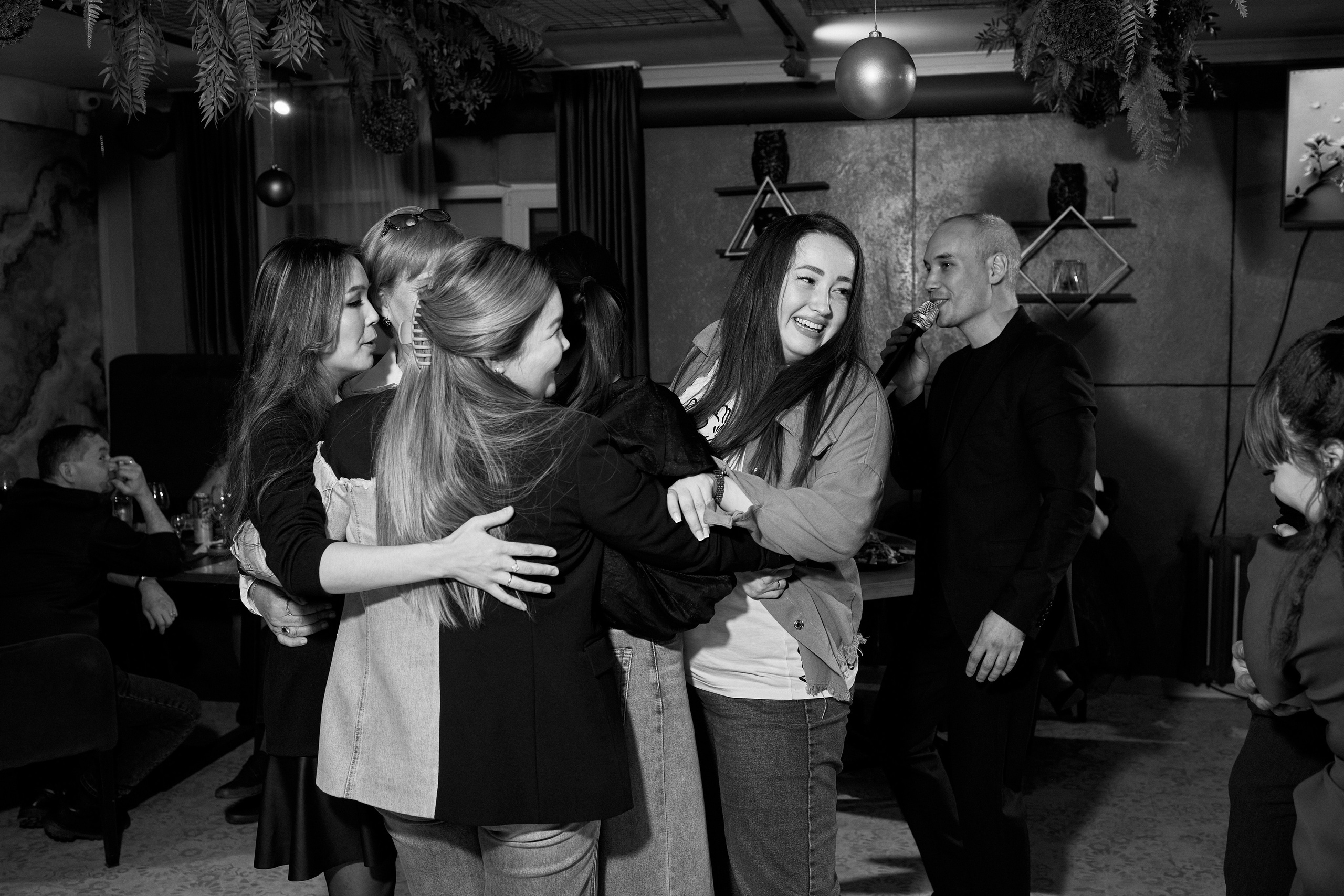 MAXIM & DAMIR | FOREST BAR | 8 МАРТА! 2-й вечер. Главная