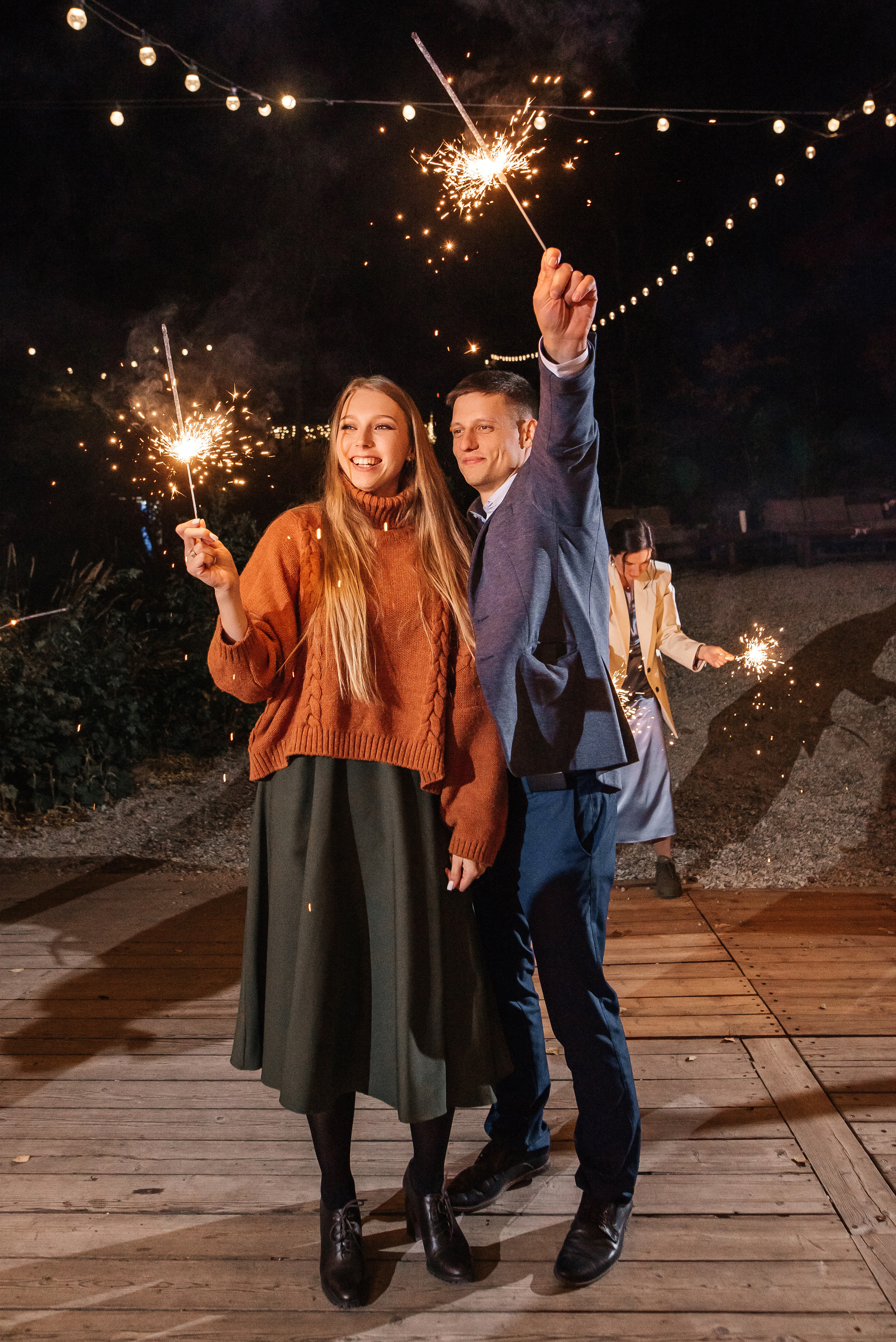 Свадебная съемка осенью в лесной локации. Свадебный фотограф Елена Рякина