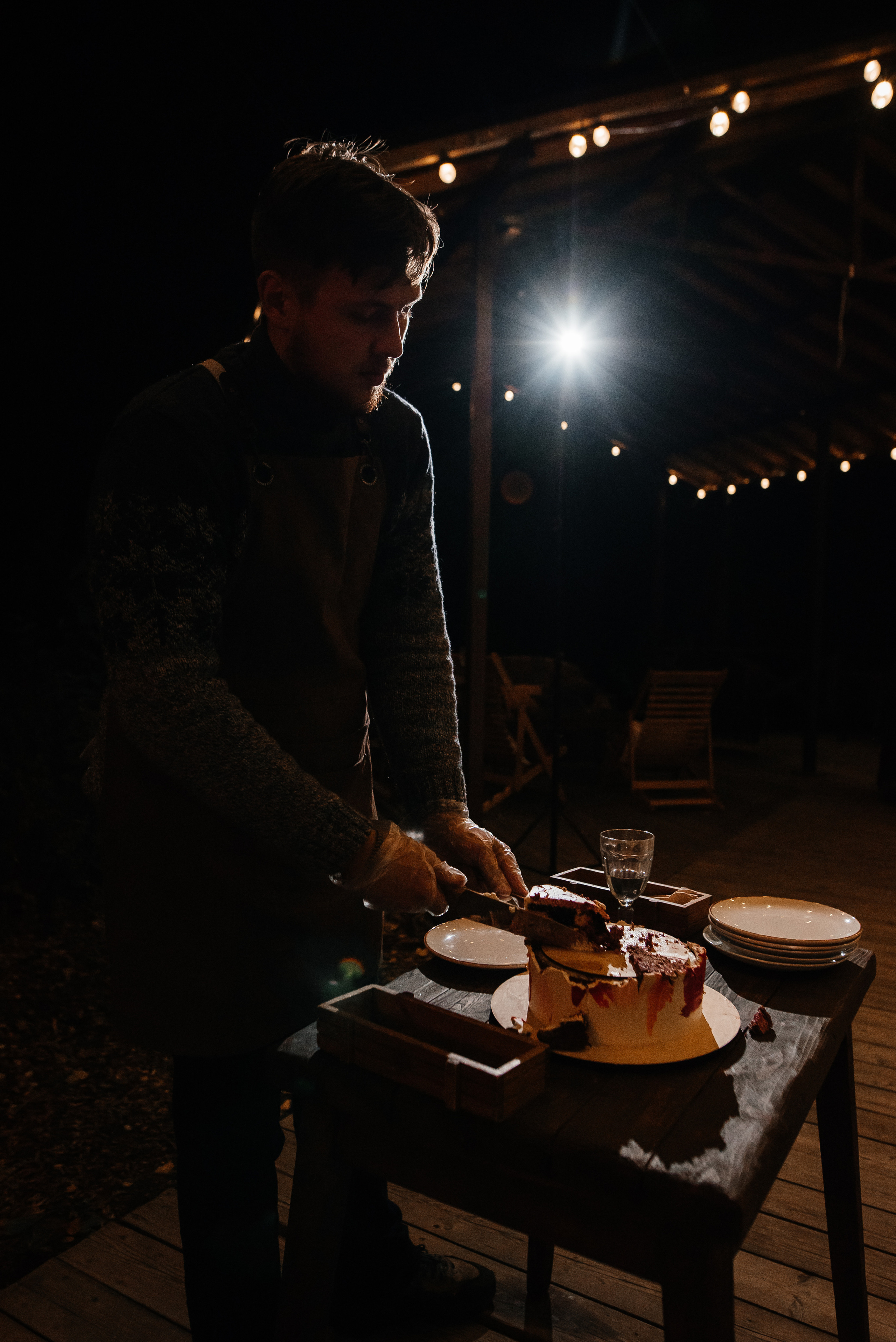 Свадебная съемка осенью в лесной локации. Свадебный фотограф Елена Рякина