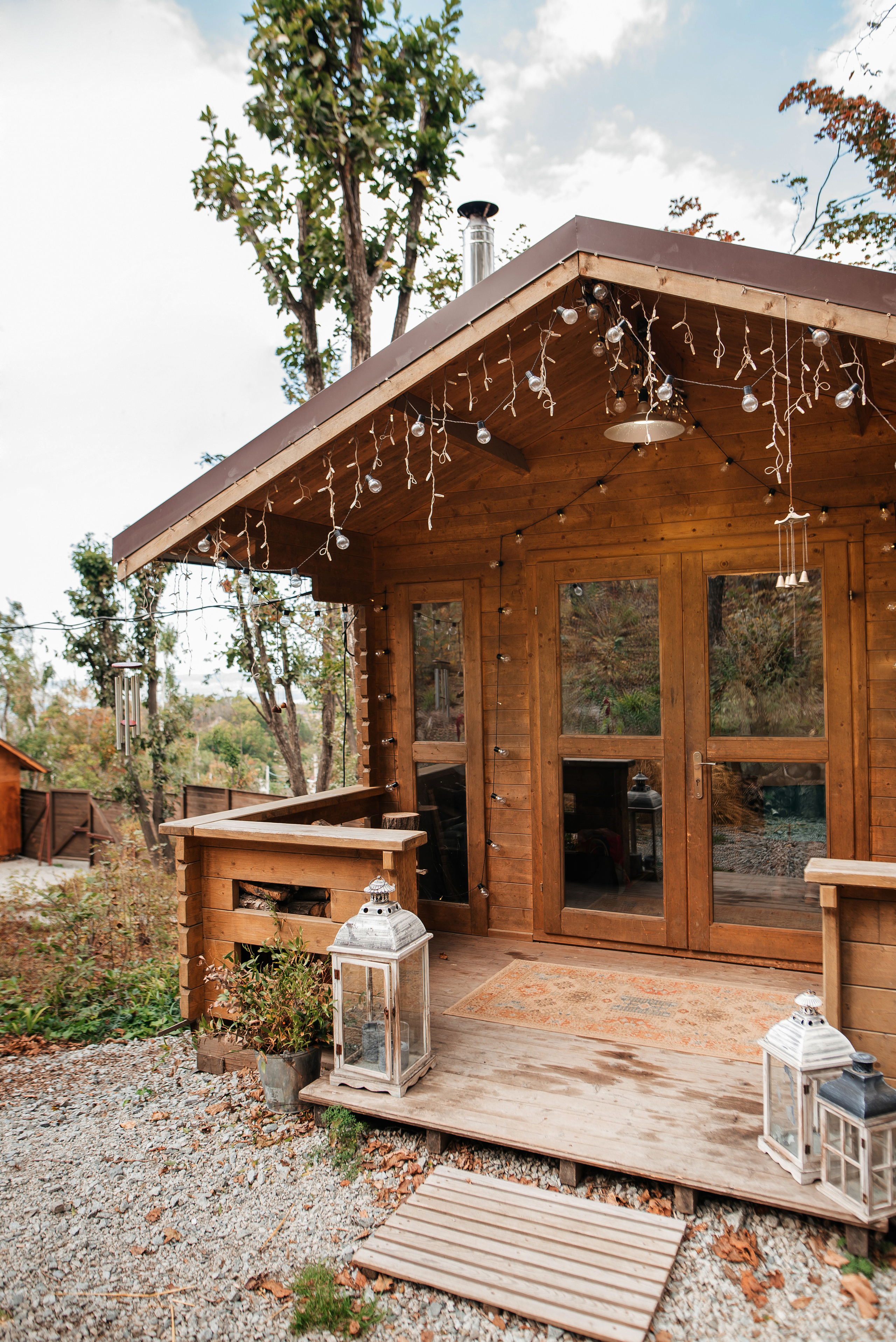 Свадебная съемка осенью в лесной локации. Свадебный фотограф Елена Рякина