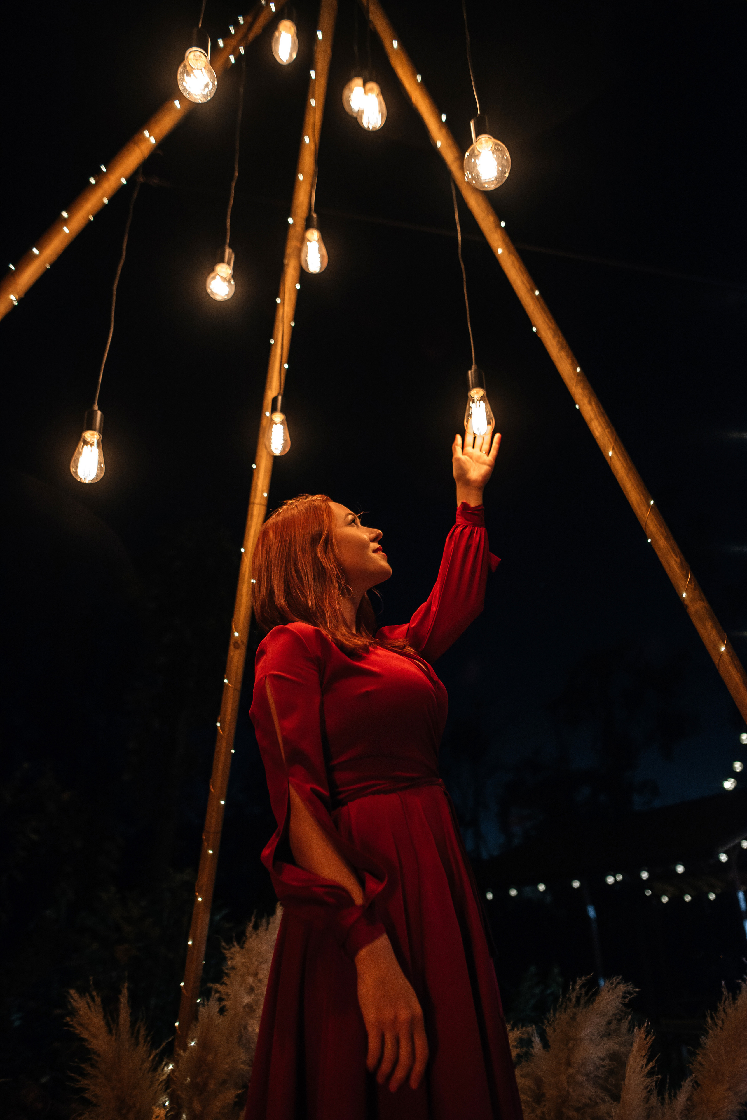 Свадебная съемка осенью в лесной локации. Свадебный фотограф Елена Рякина