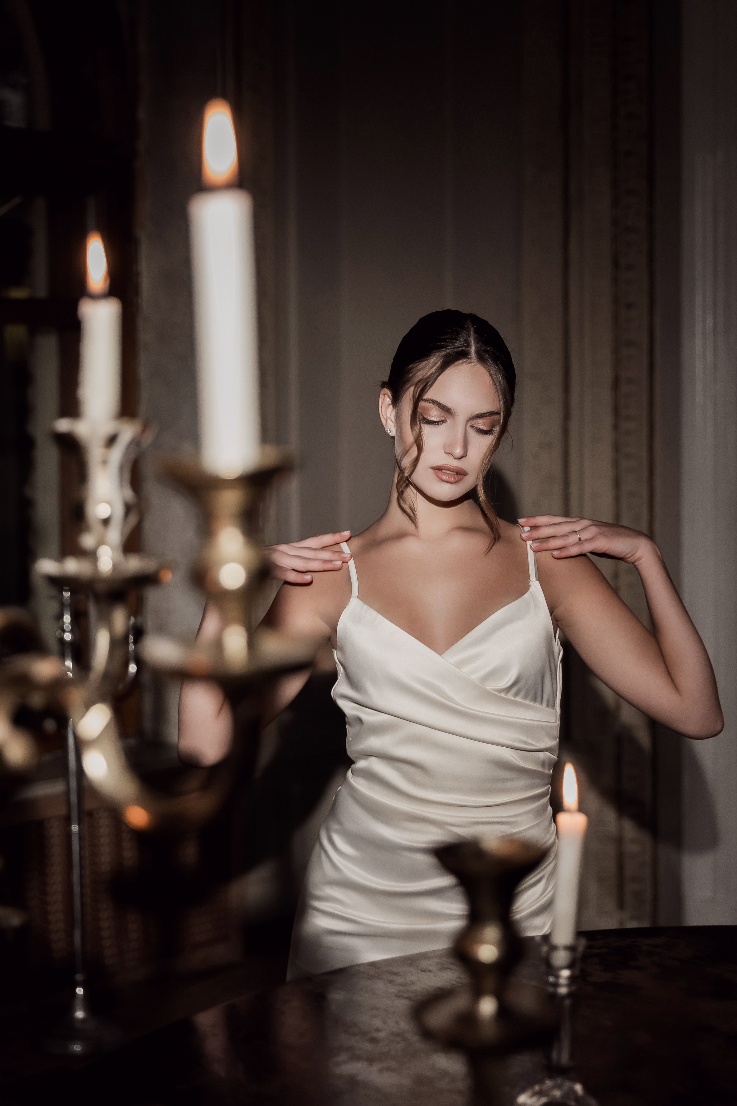 Свадебная фотосессия перед росписью в ЗАГСе. Студийная съемка жениха и невесты. Анастасия Чиркова, Фотограф Москва