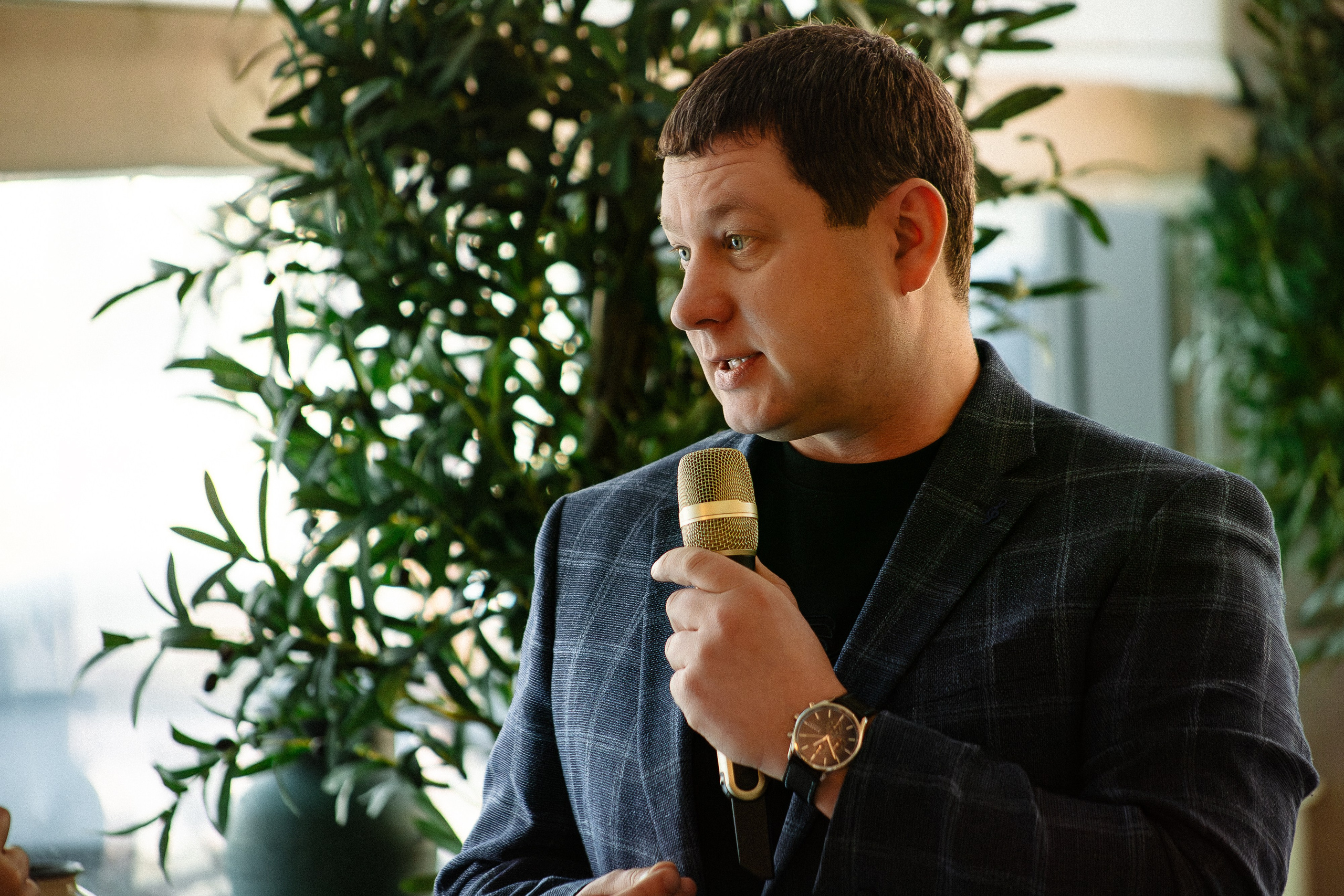 Бизнес завтрак Жанны Дариной. Фотограф Егор Сухов