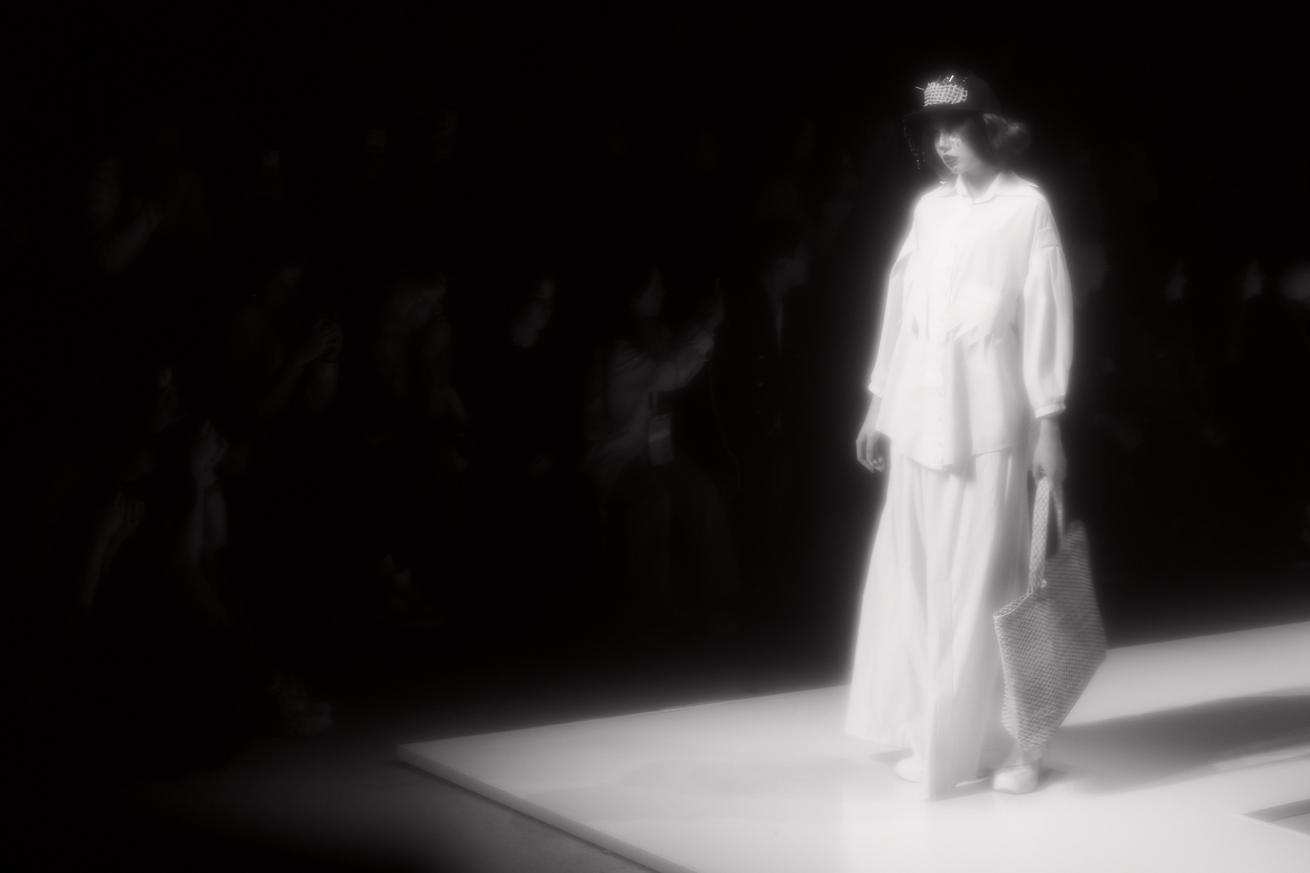 Неделя Моды в Москве Октябрь 2024 (Черно-белый). Фотограф в Мурманске Оксана Черноморец