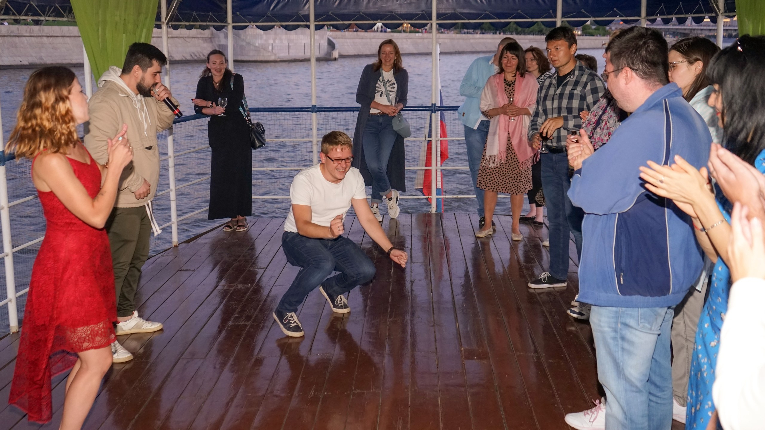 Танцы на воде | 24.07.21. Галерея Фантим