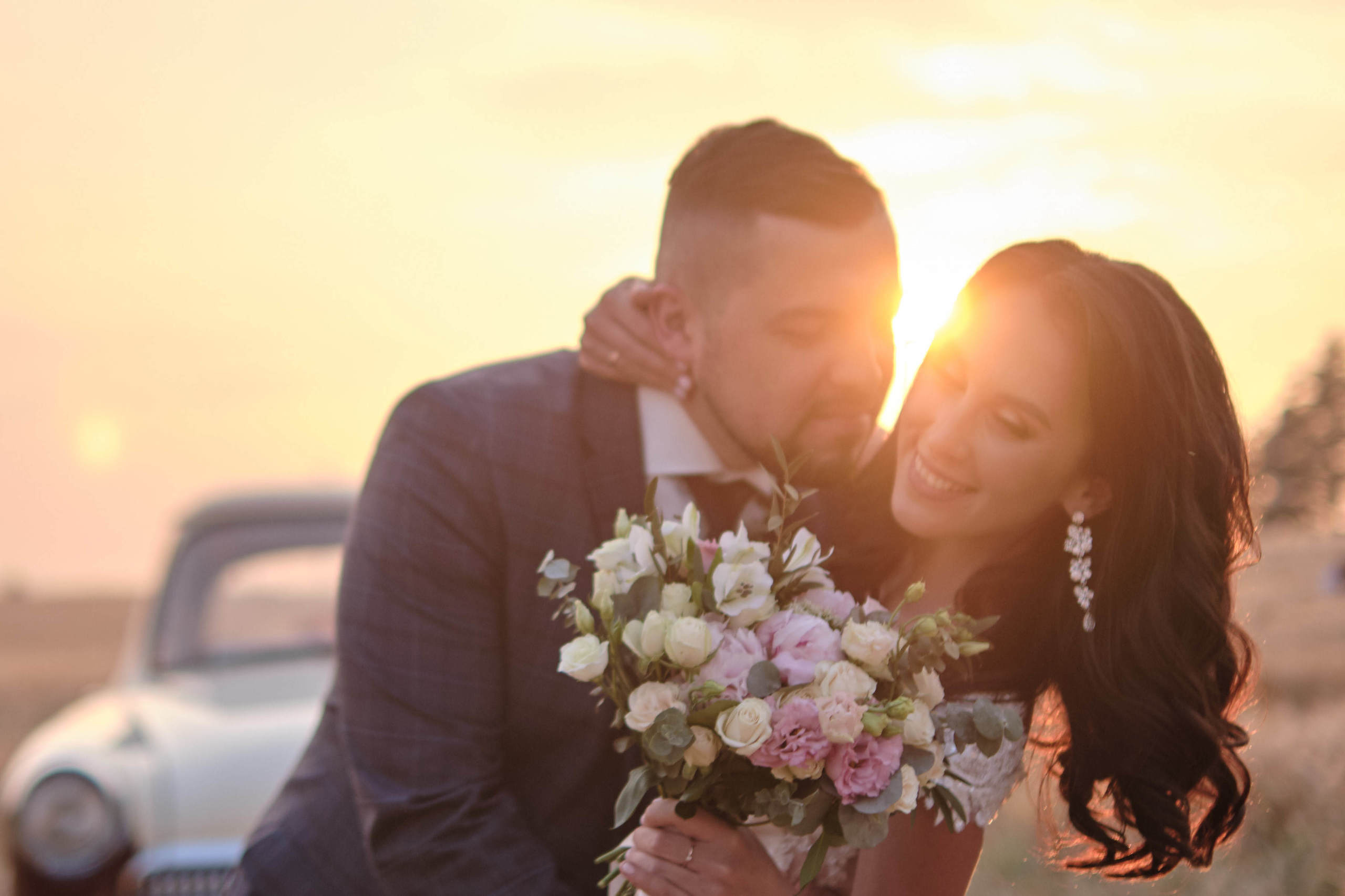 Волга в поле. Свадьба. Свадебный и портретный фотограф в Екатеринбурге Александр Блюденов