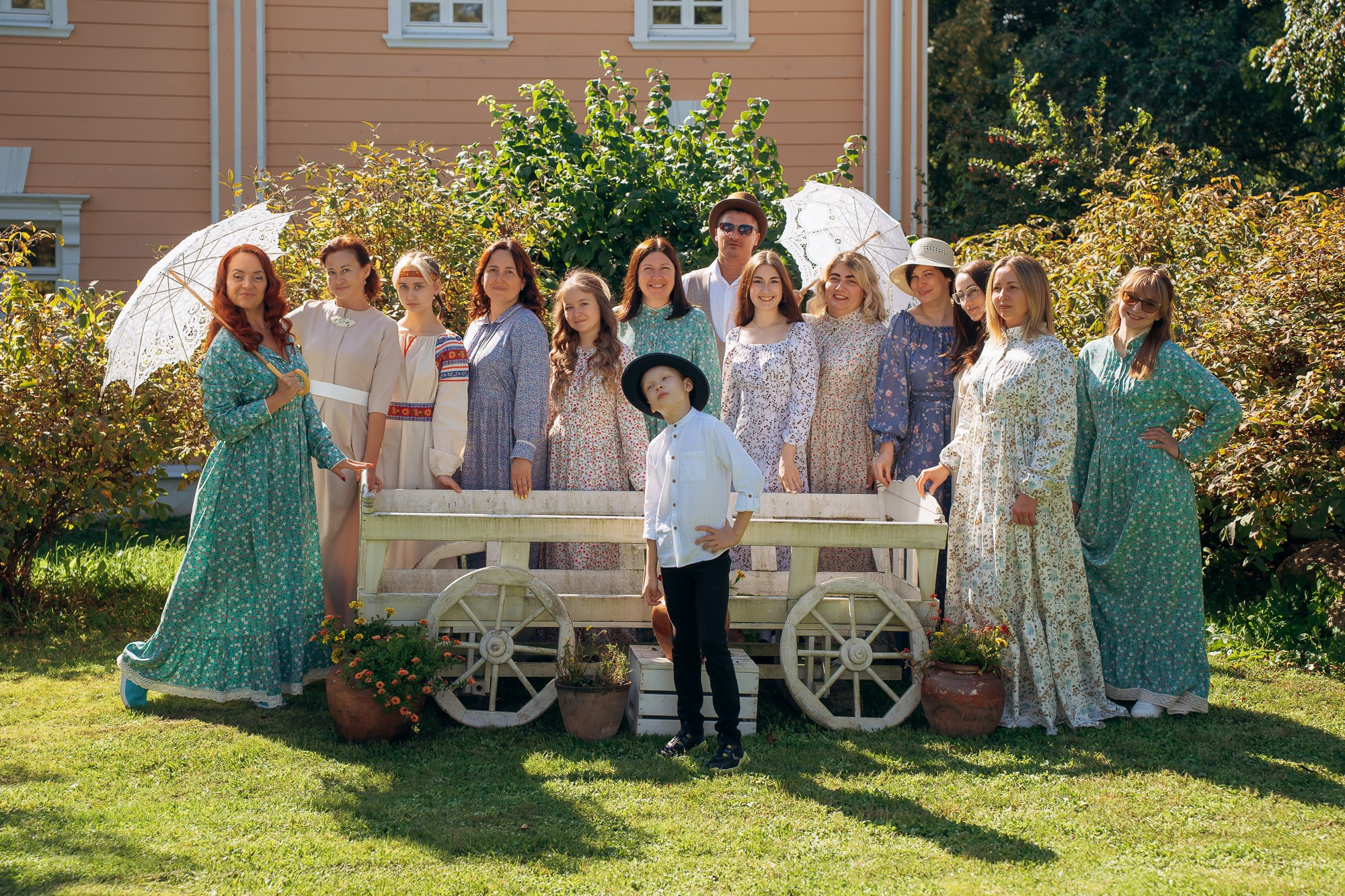 Тематическая фотосъемка в усадьбе Зацепиных. Свадебный и репортажный фотограф в Ярославле Евгений Сальников