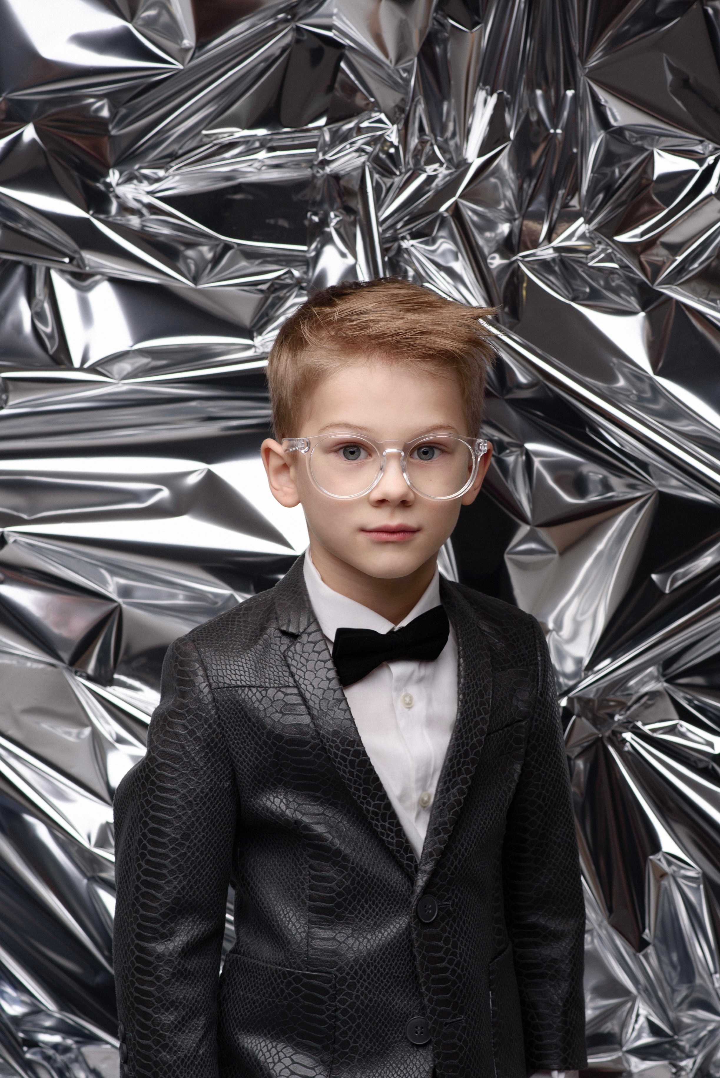 Новогодний каталог детской и подростковой одежды. Съёмки для брендов в Крыму / Стилист / Продюсер / Женя Мамай