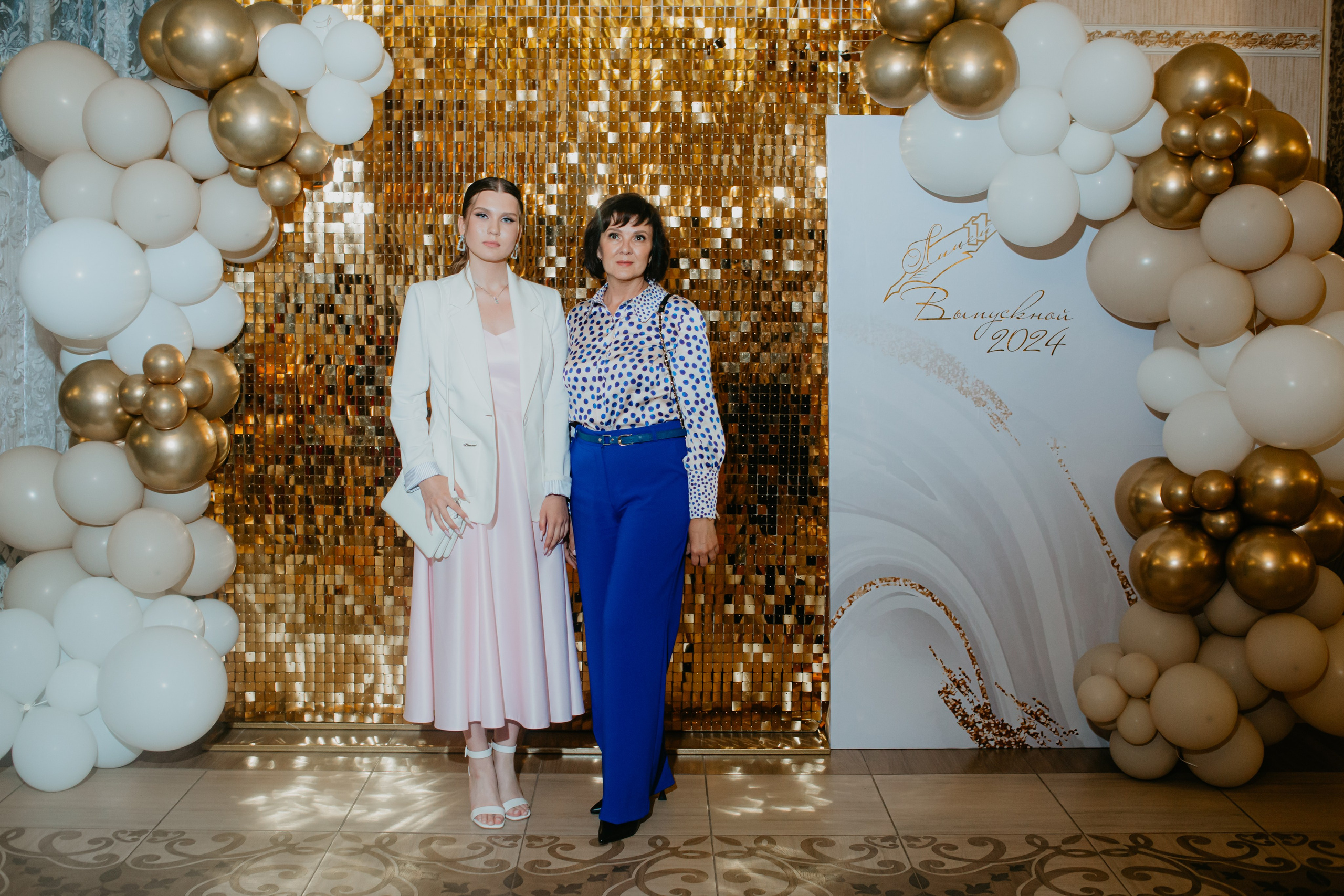 Выпускной. 11 лицей. Фотограф в Челябинске Ополихина Анна