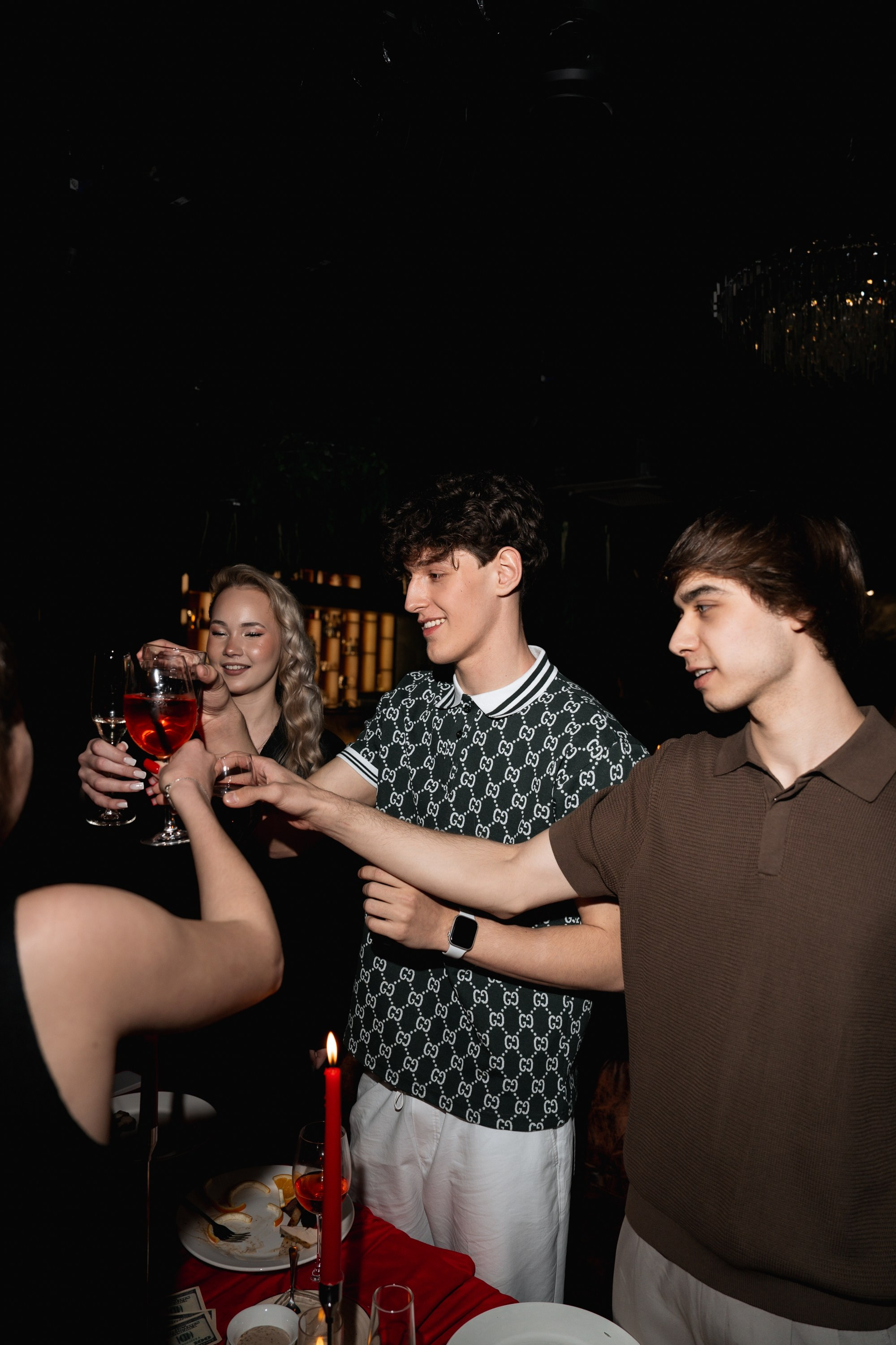 18 ЛЕТ. Женский портрет