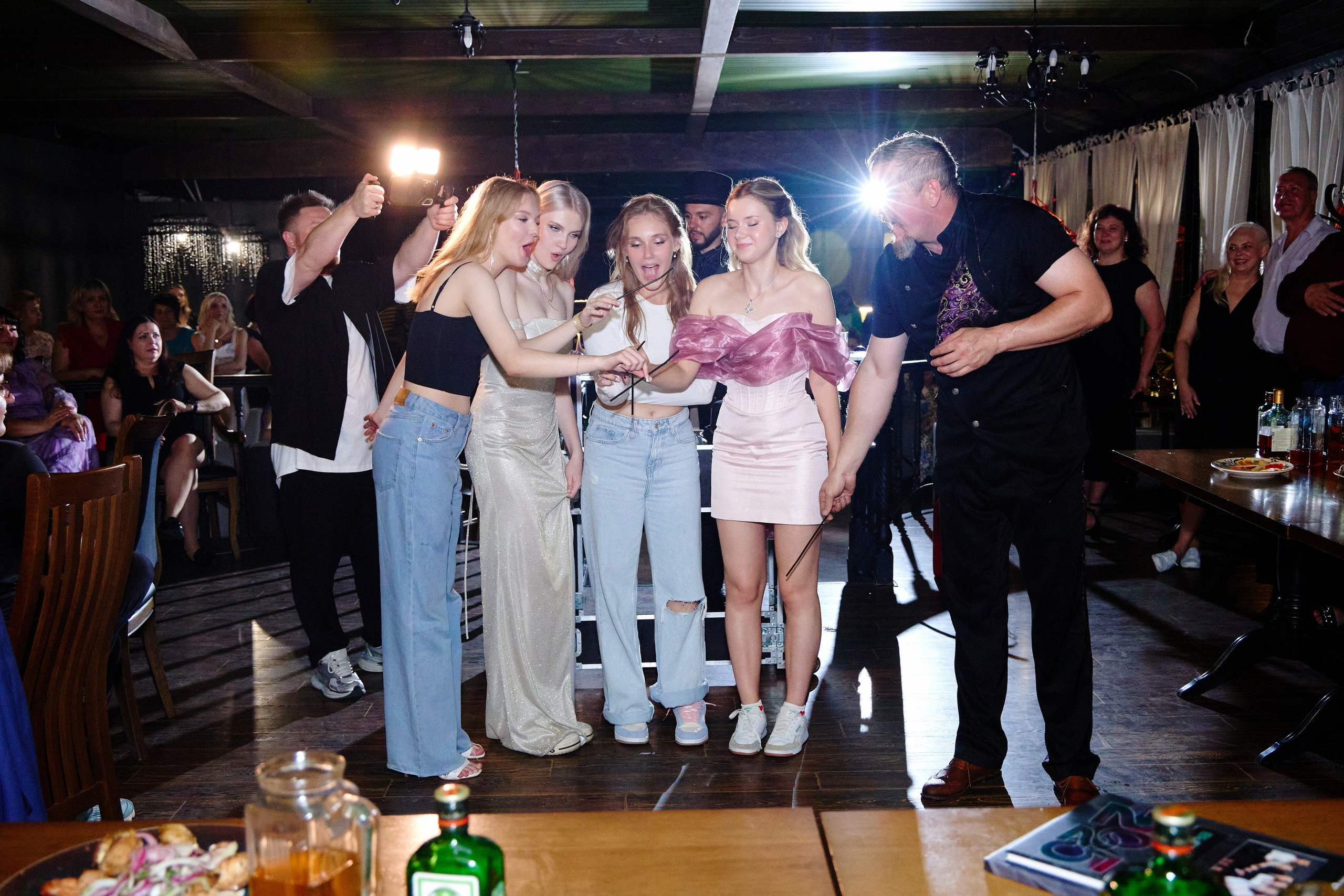 Выпускной 35 Сош. Фотограф Выпускные альбомы Таганрог Сергей Коробченко