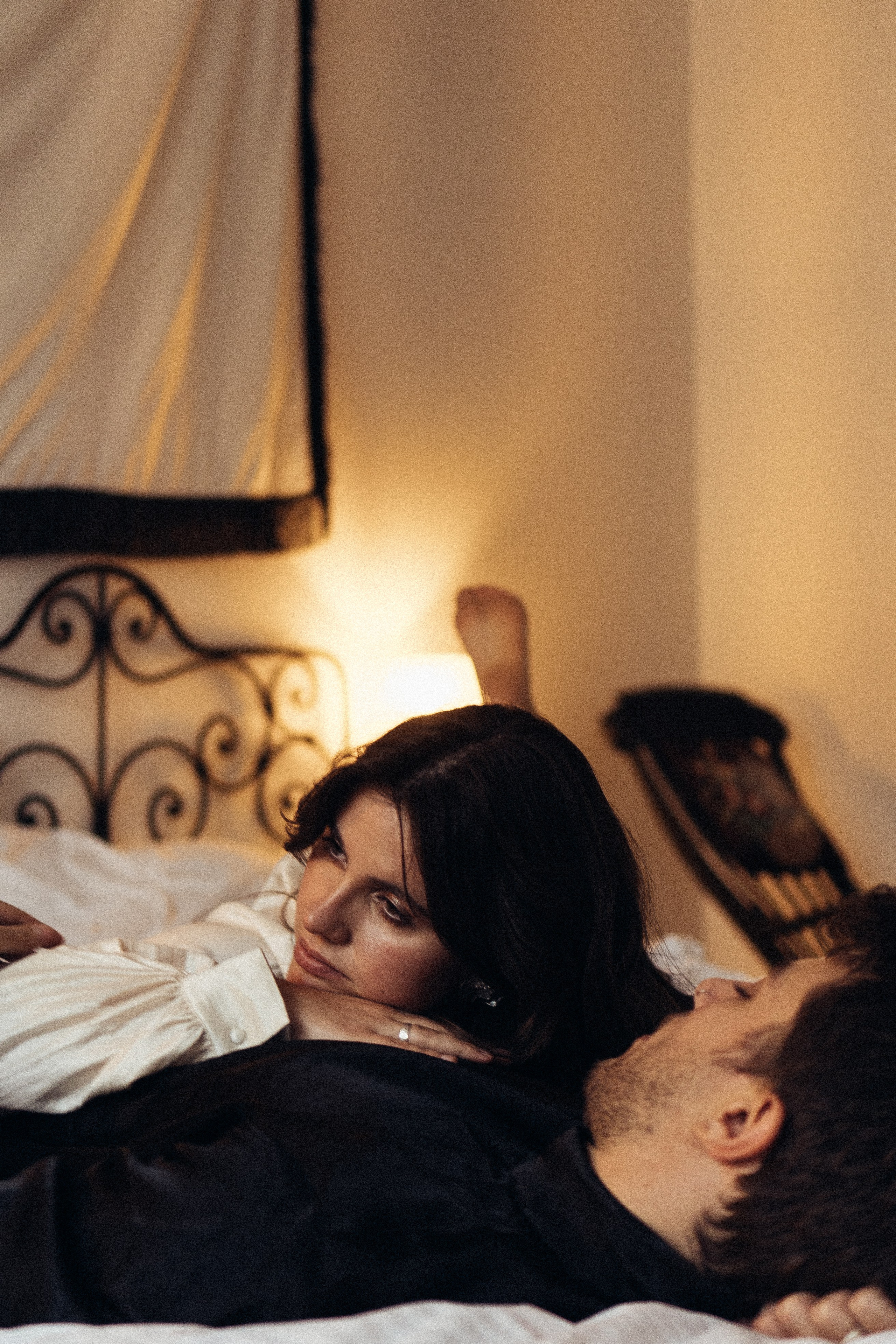 УТРО ЖЕНИХА И НЕВЕСТЫ В ПИТЕРСКОЙ КВАРТИРЕ И СЬЕМКА С СВАДЕБНЫХ ОБРАЗАХ. Профессиональный фотограф, Санкт-Петербург — Виктория Богомолова