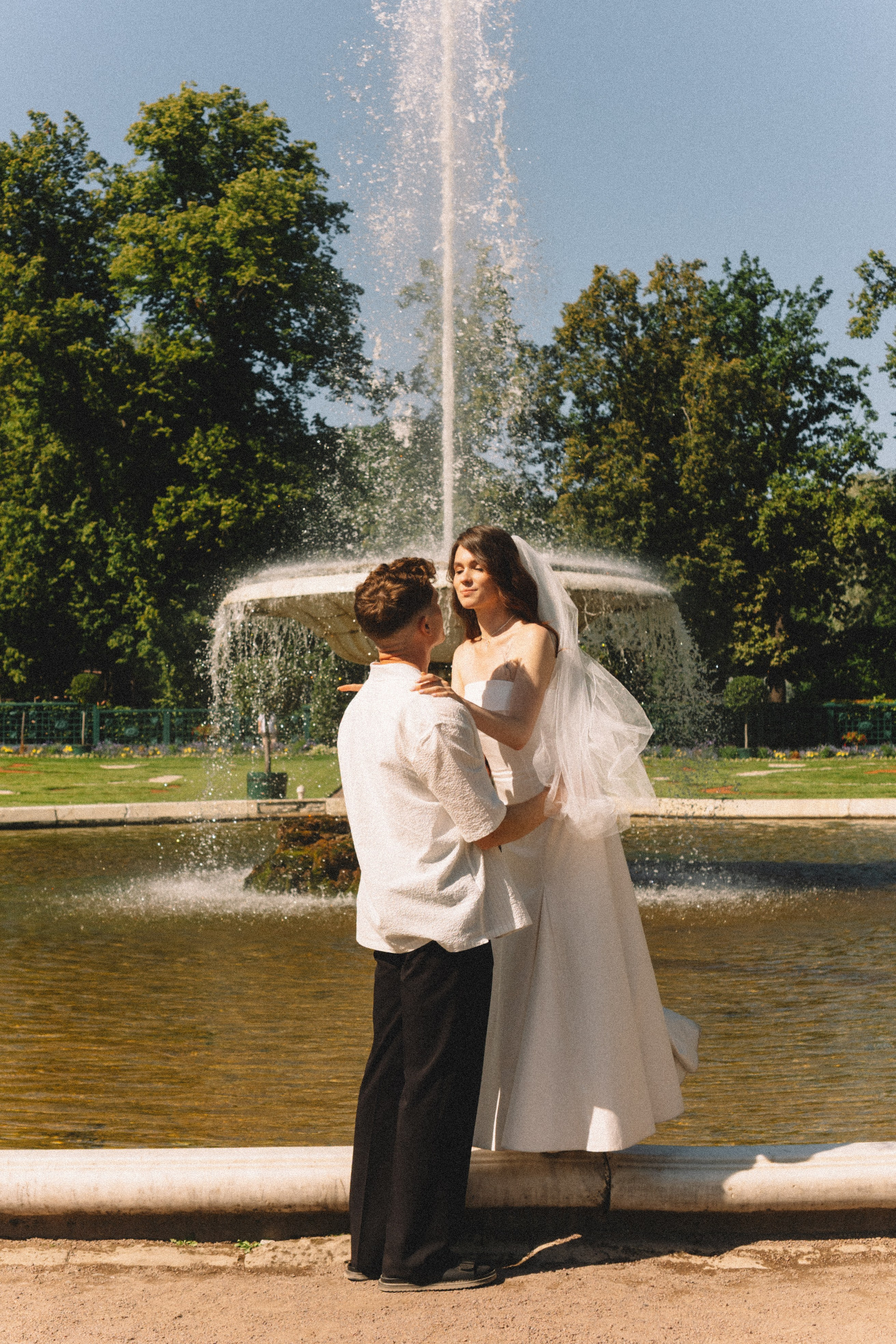 СВАДЕБНАЯ СЬЕМКА В ПЕТЕРГОФЕ И СЬЕМКА РЕПОРТАЖА В ЗАГСЕ ПЕТЕРГОФА. Профессиональный фотограф, Санкт-Петербург — Виктория Богомолова