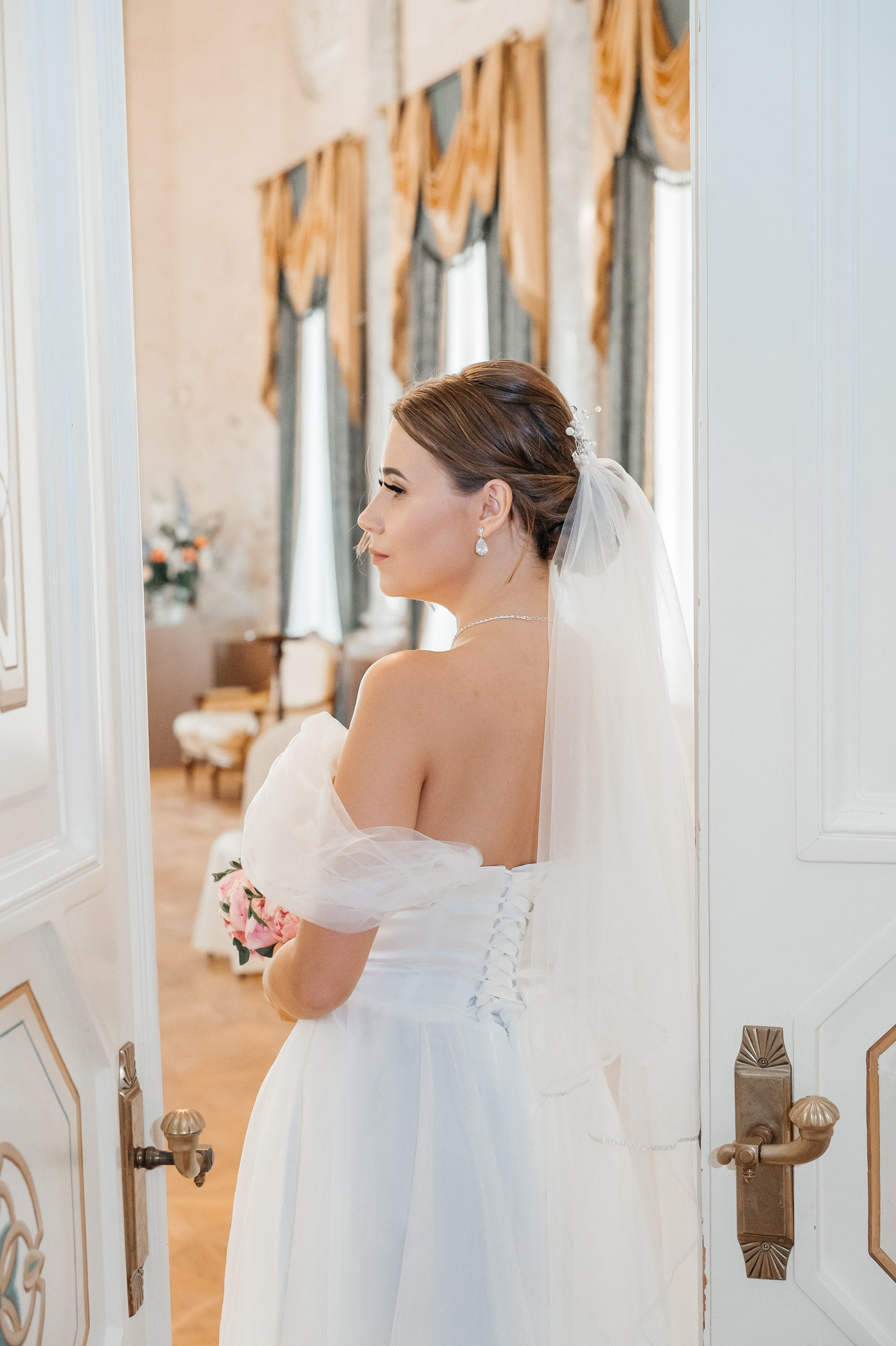 Свадебная фотосессия. Фотограф Арина Агапова. Подольск, Москва https://arinafoto.wfolio.pro/