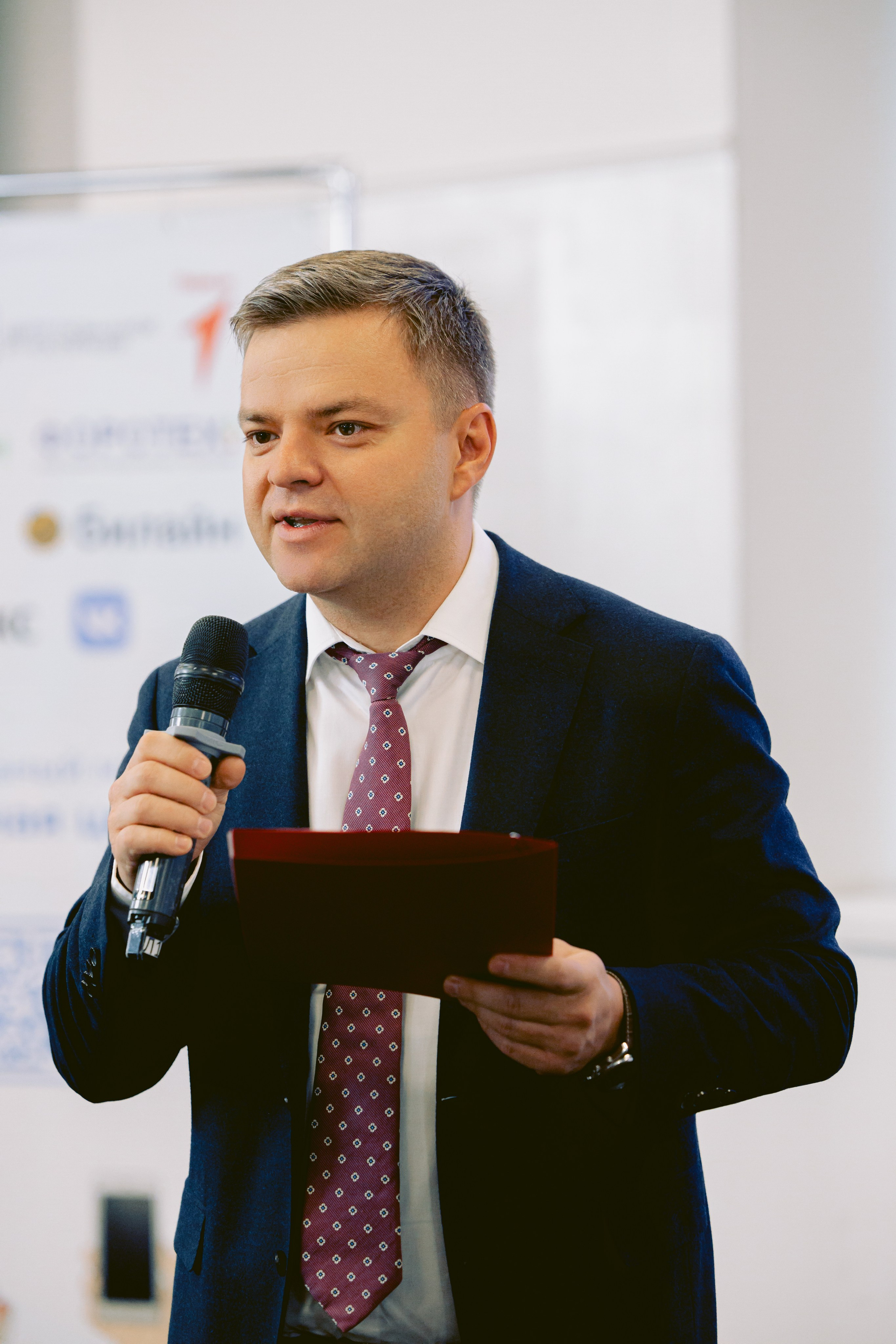 Форум-Образовательный марафон «БЕЗОПАСНАЯ ЦИФРА». Фотограф в Санкт-Петербурге Виктория Безверхая