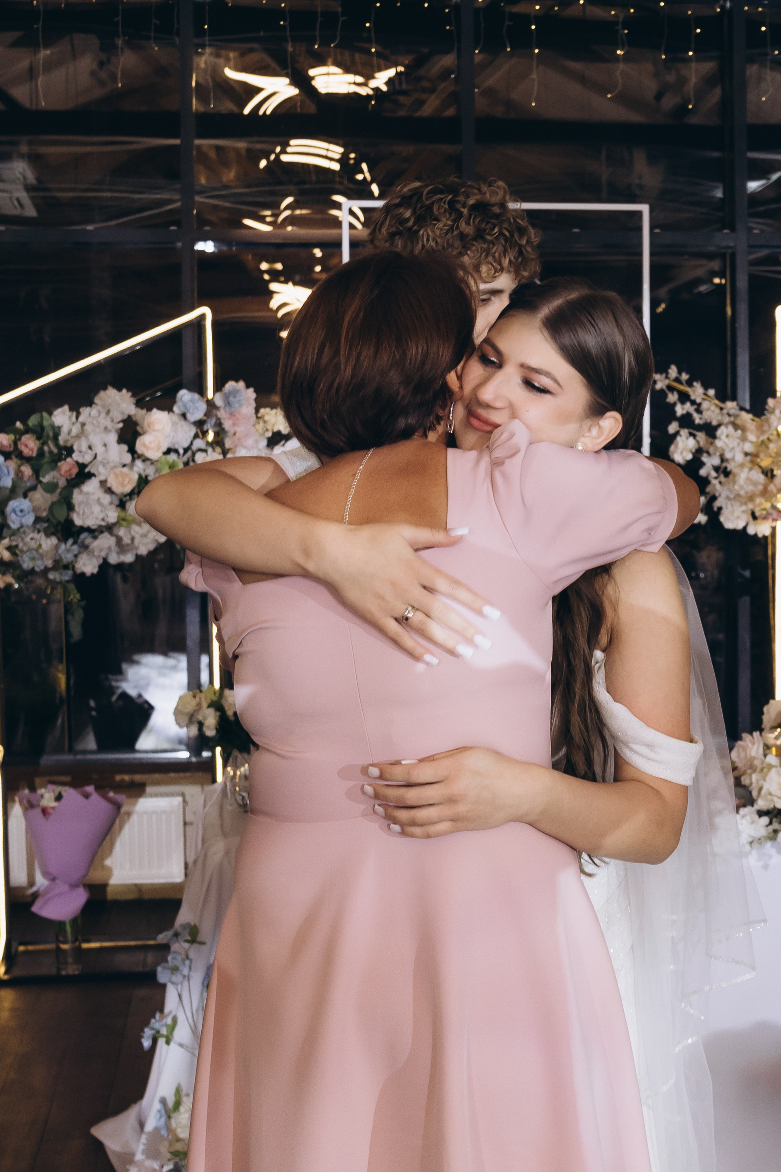 03.08.25 Артем & Анастасия. Свадебный и семейный фотограф в Новосибирске Дарья Кель